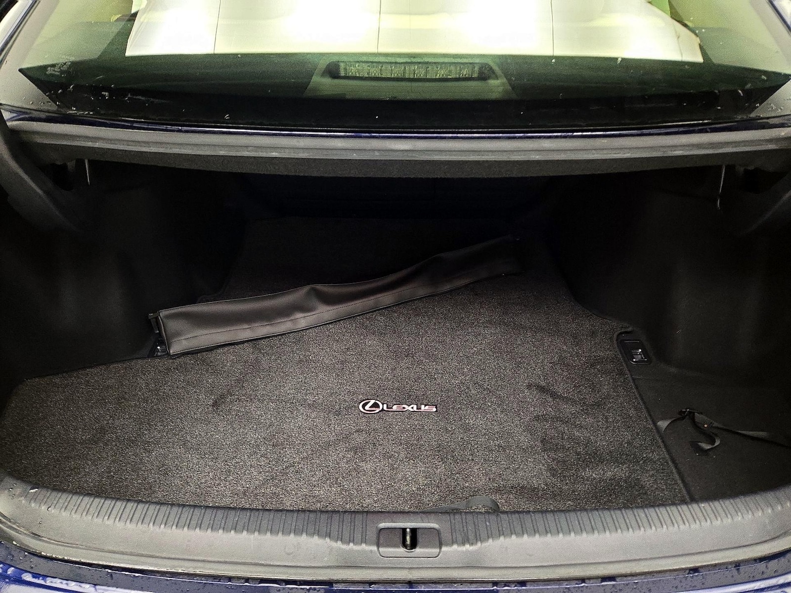 2015 Lexus IS 250 - Photo 23