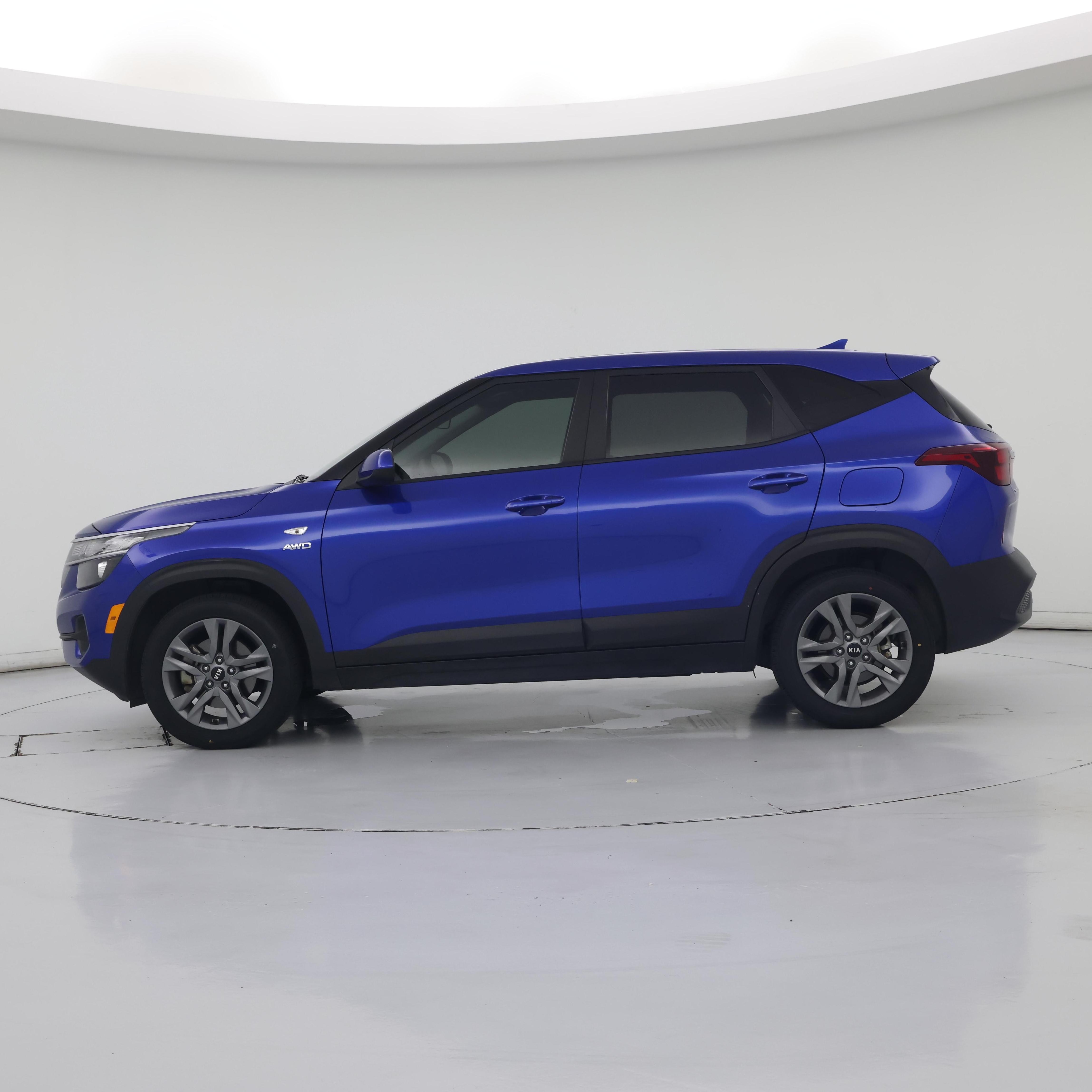 Thumbnail: 2021 Kia Seltos - 3