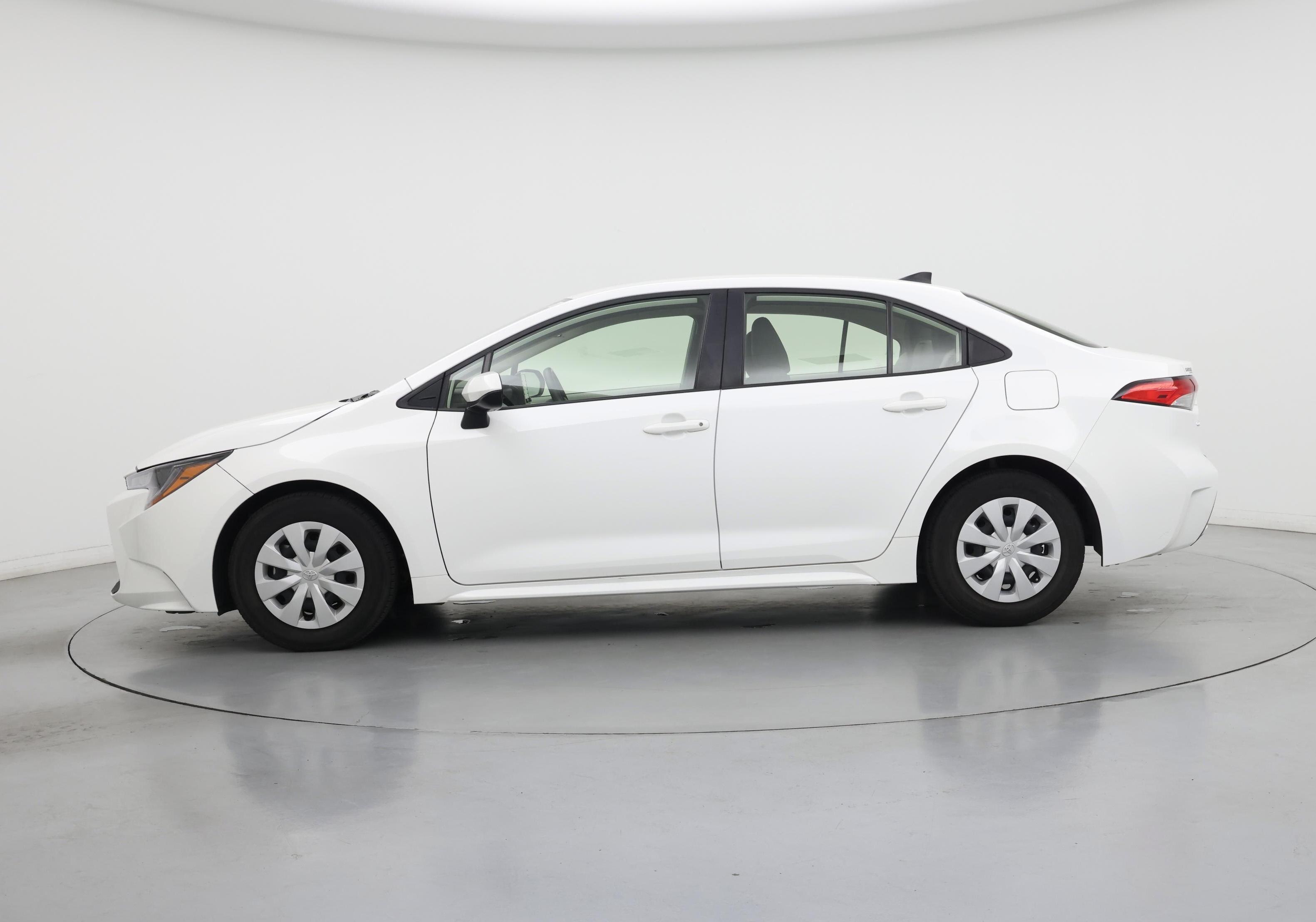 Thumbnail: 2022 Toyota Corolla - 3