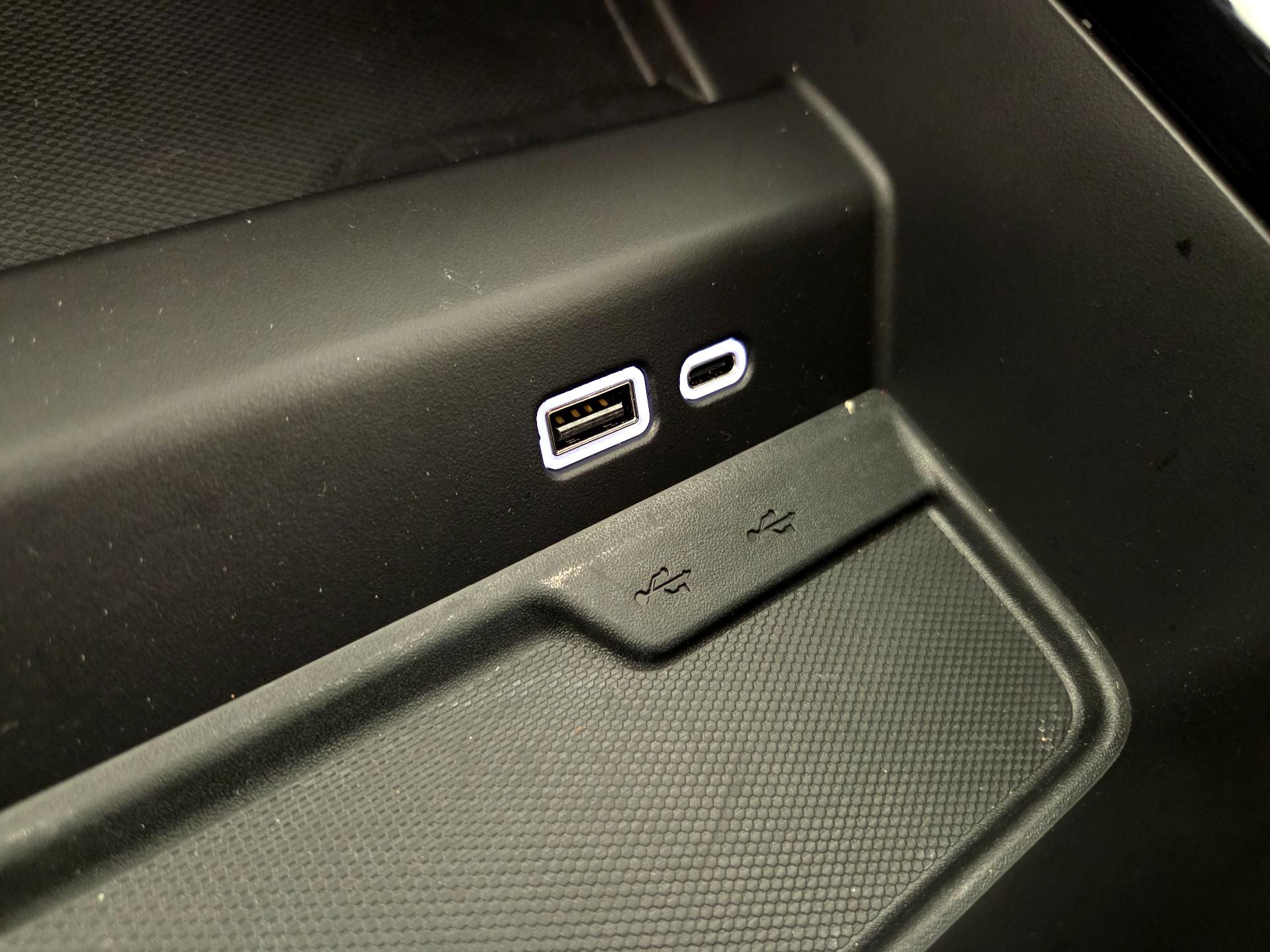 Thumbnail: 2026 Chevrolet Tahoe - 19