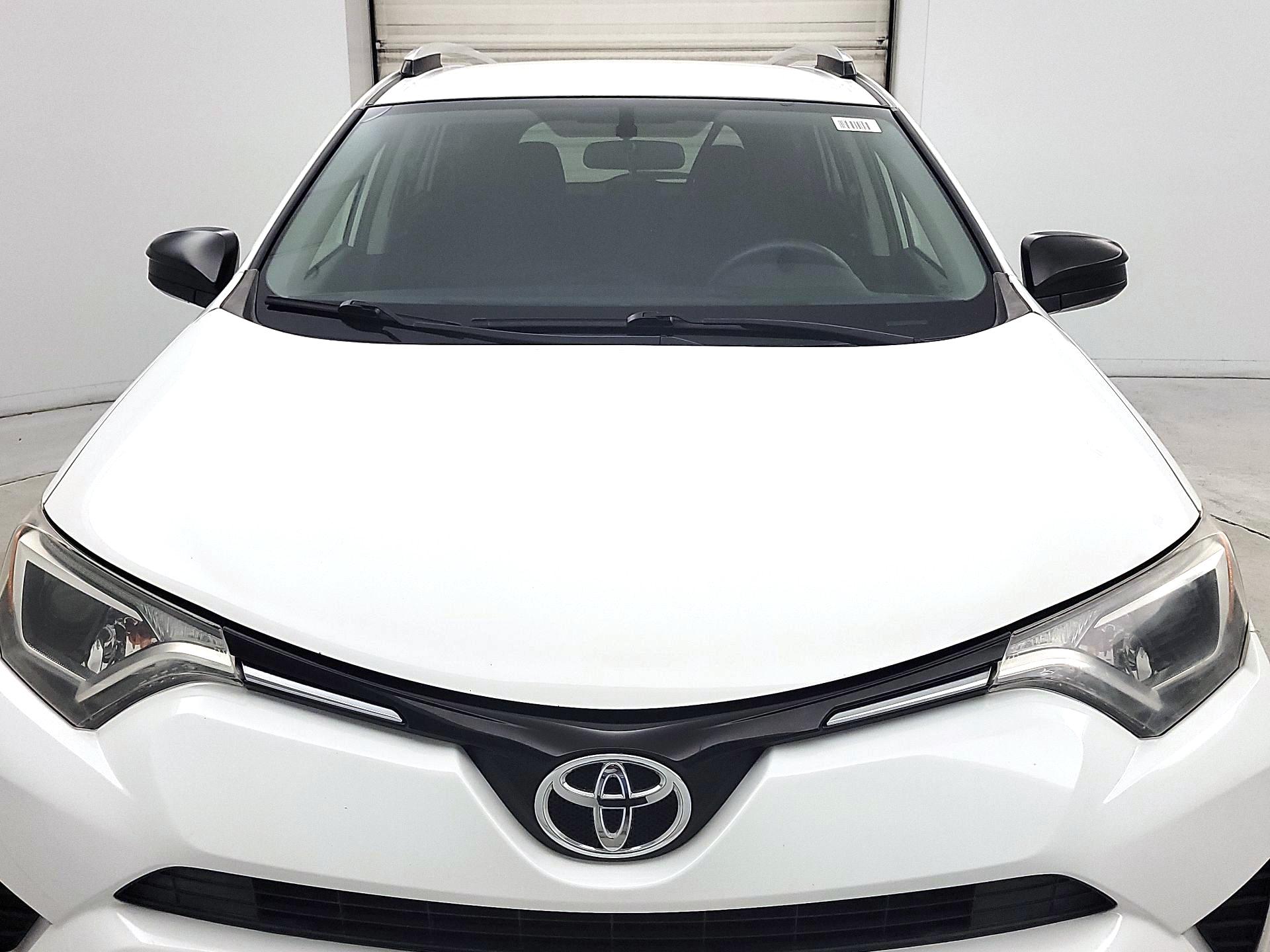 Thumbnail: 2016 Toyota RAV4 - 2