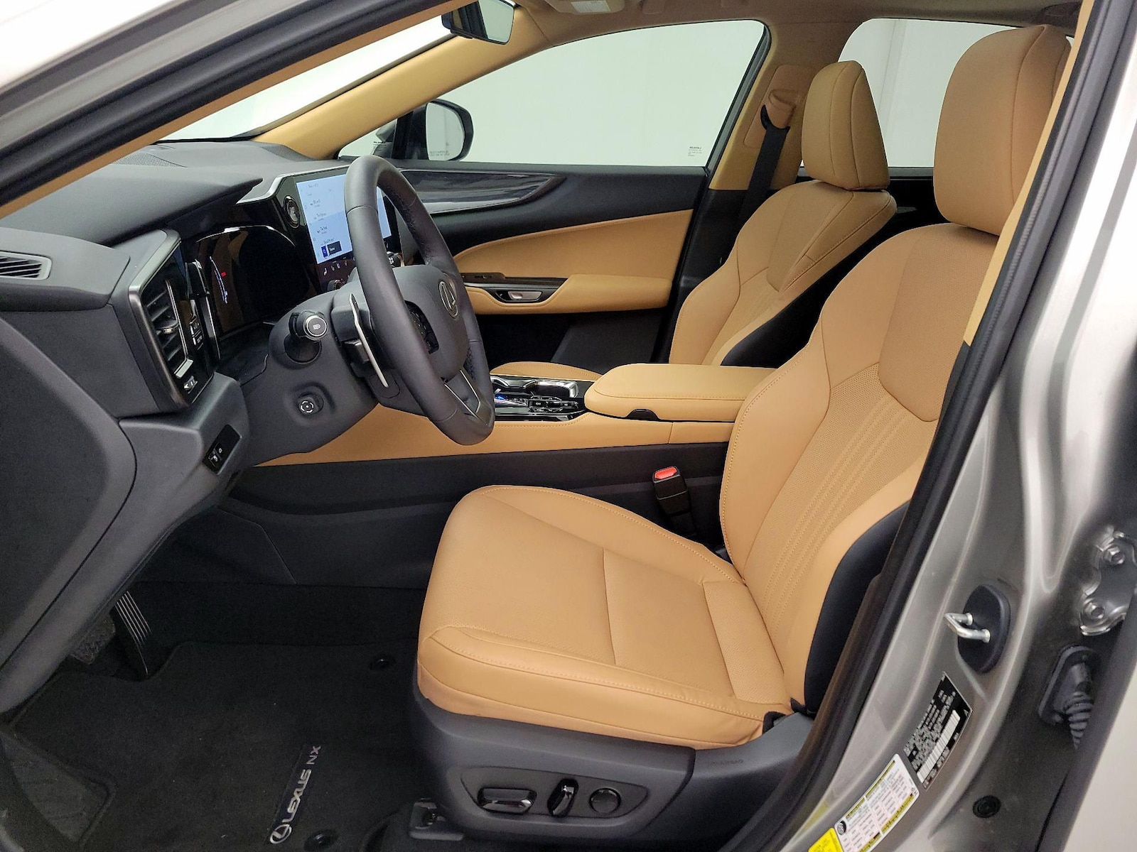 2026 Lexus NX 350 - Photo 12