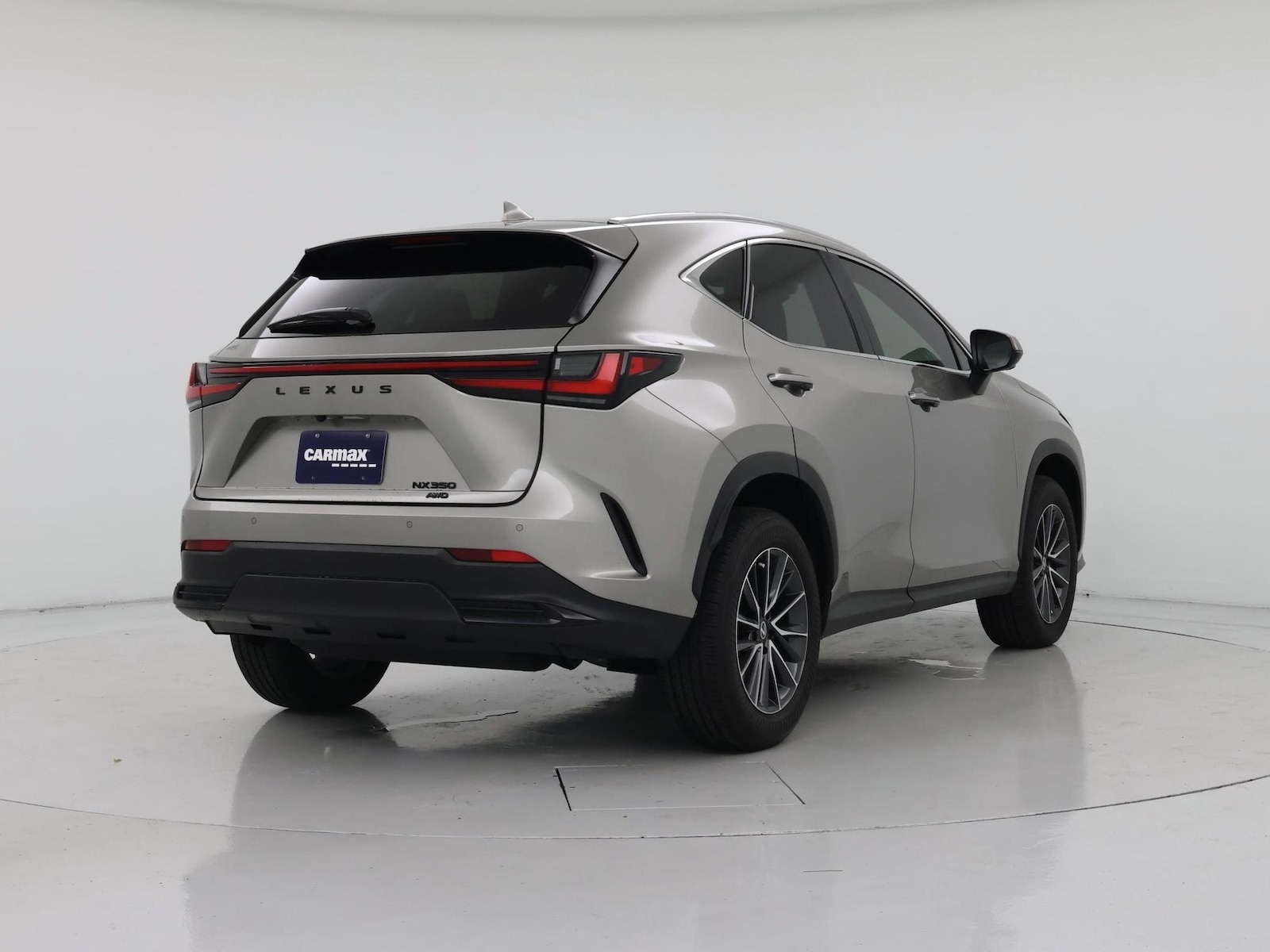 2026 Lexus NX 350 - Photo 9
