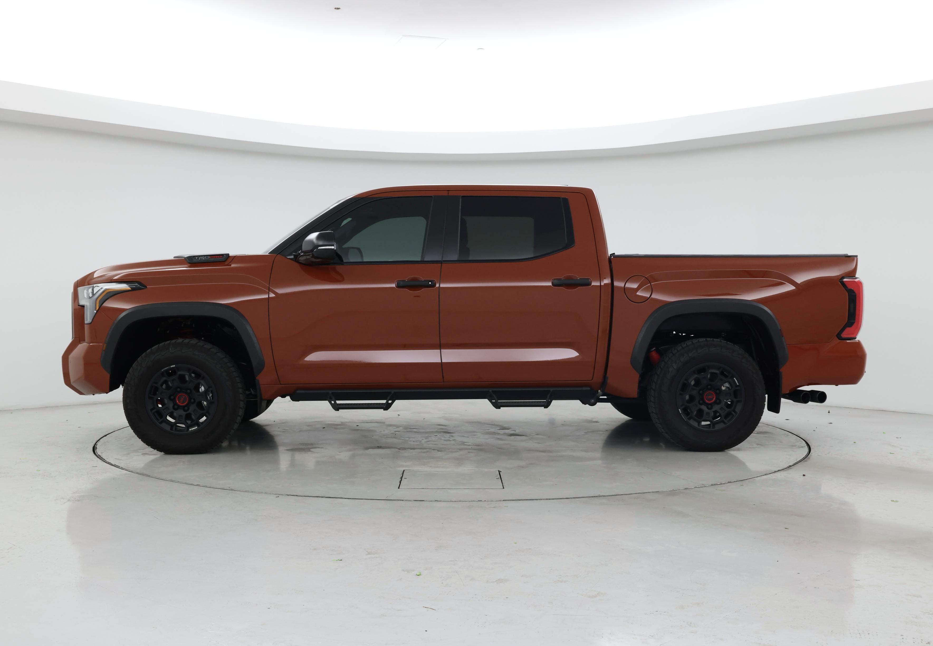 Thumbnail: 2024 Toyota Tundra - 3