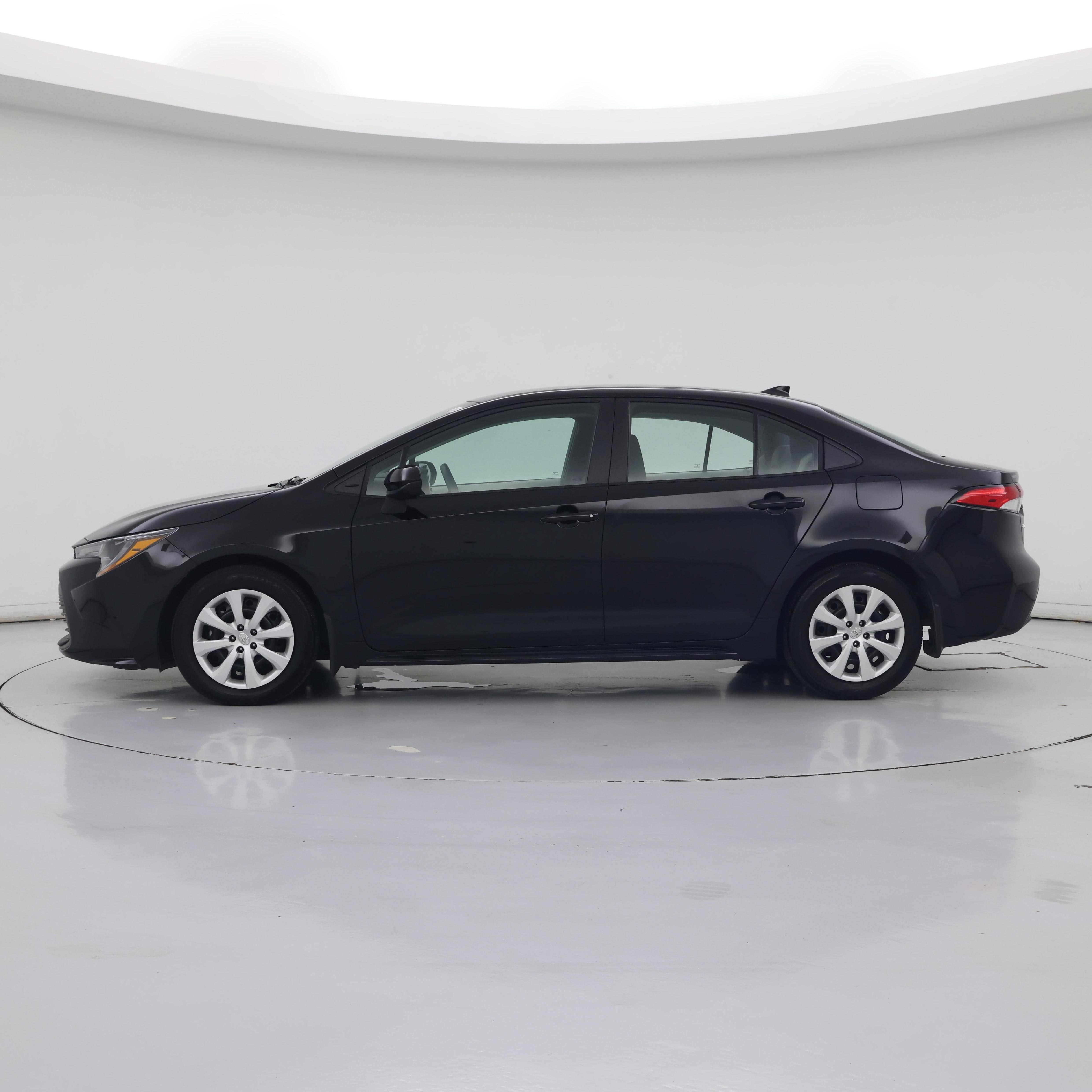 Thumbnail: 2026 Toyota Corolla - 3