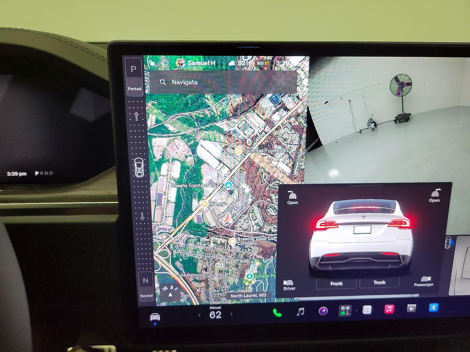 2022 Tesla Model X Long Range - Photo 18
