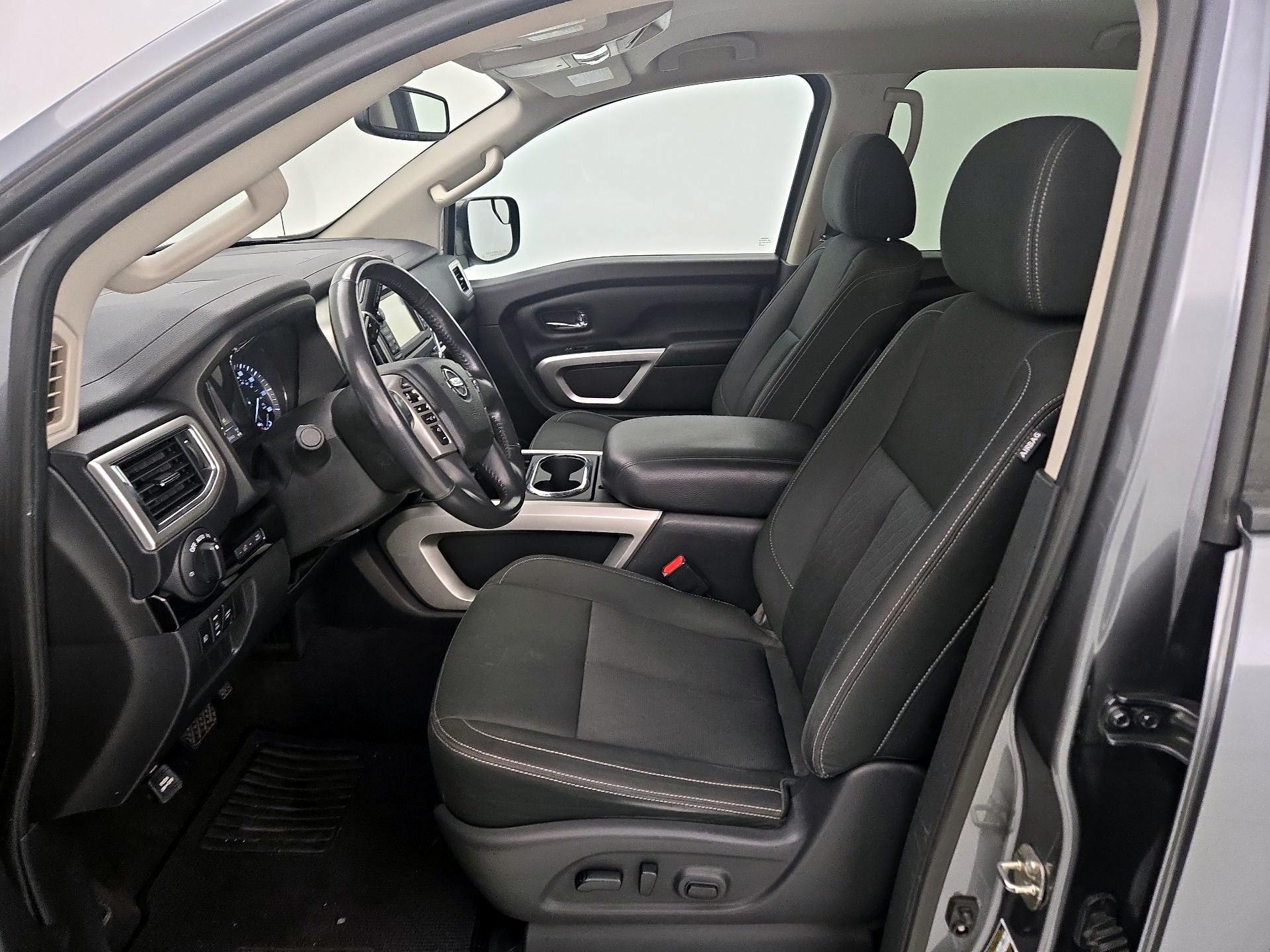 Thumbnail: 2018 Nissan Titan - 11