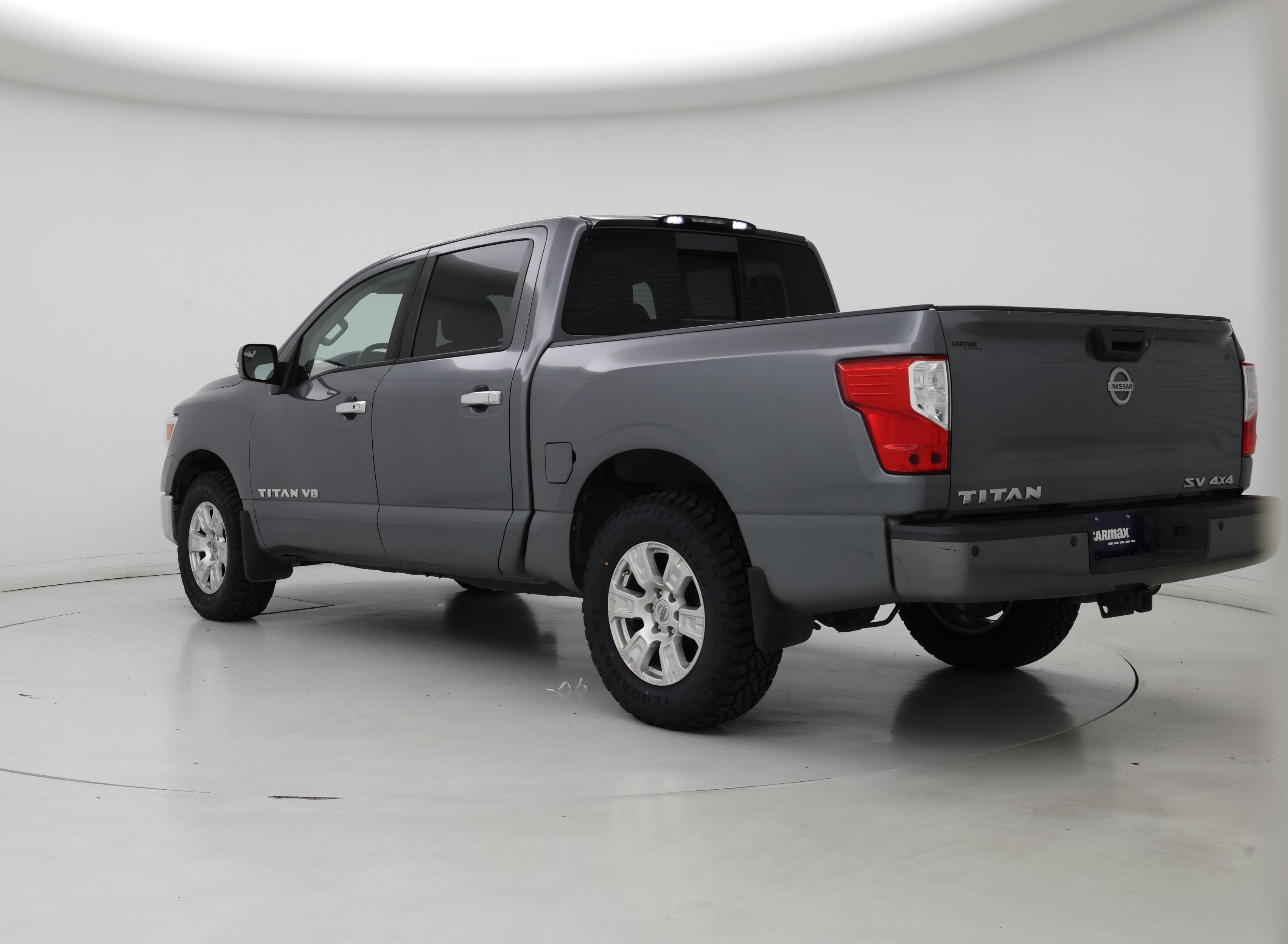 Thumbnail: 2018 Nissan Titan - 2