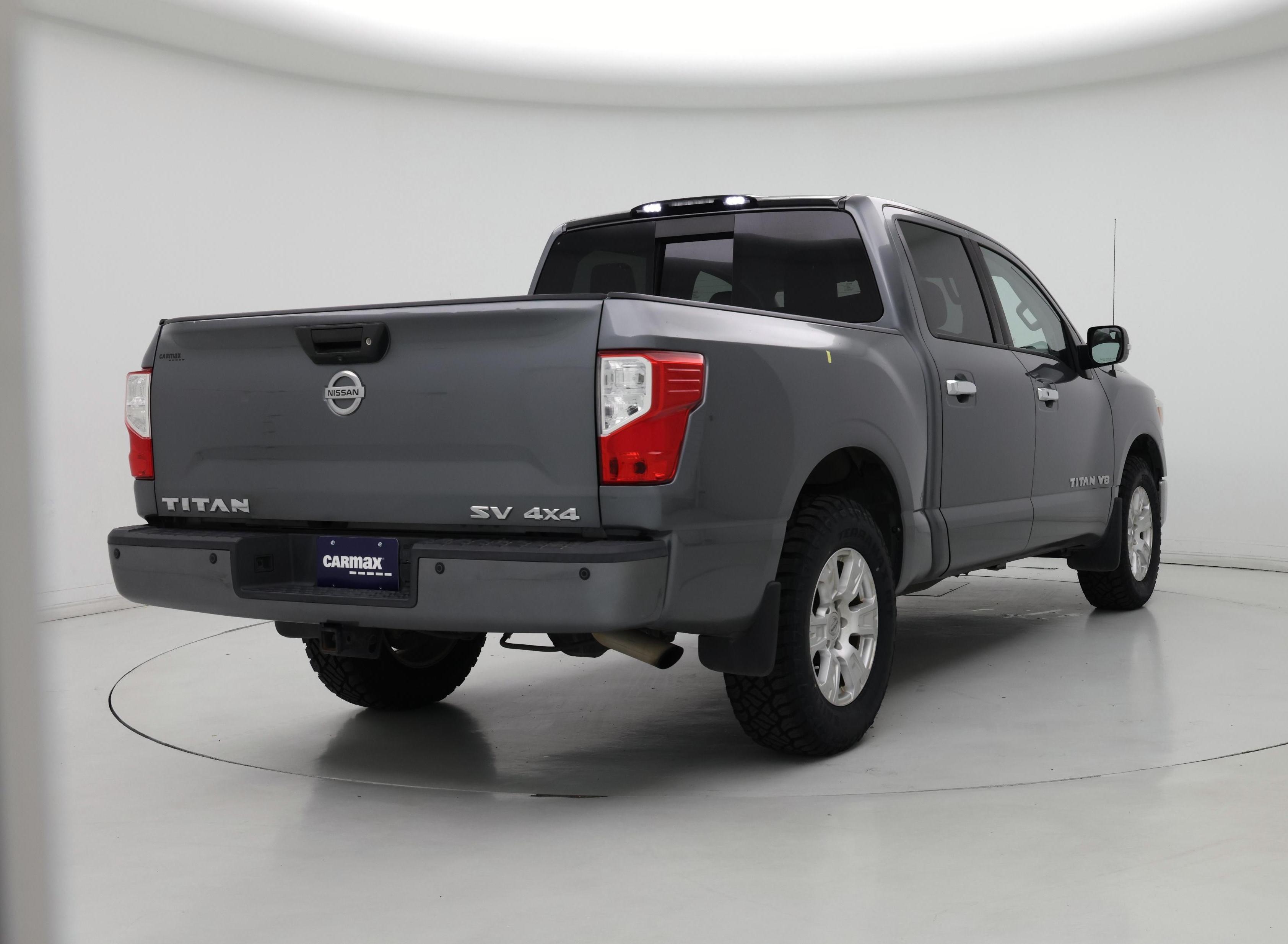 Thumbnail: 2018 Nissan Titan - 8