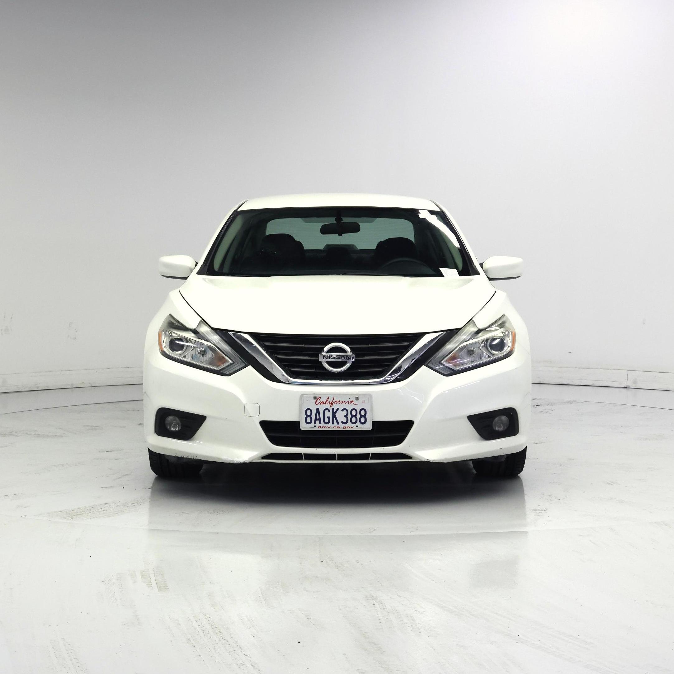 Thumbnail: 2018 Nissan Altima - 5