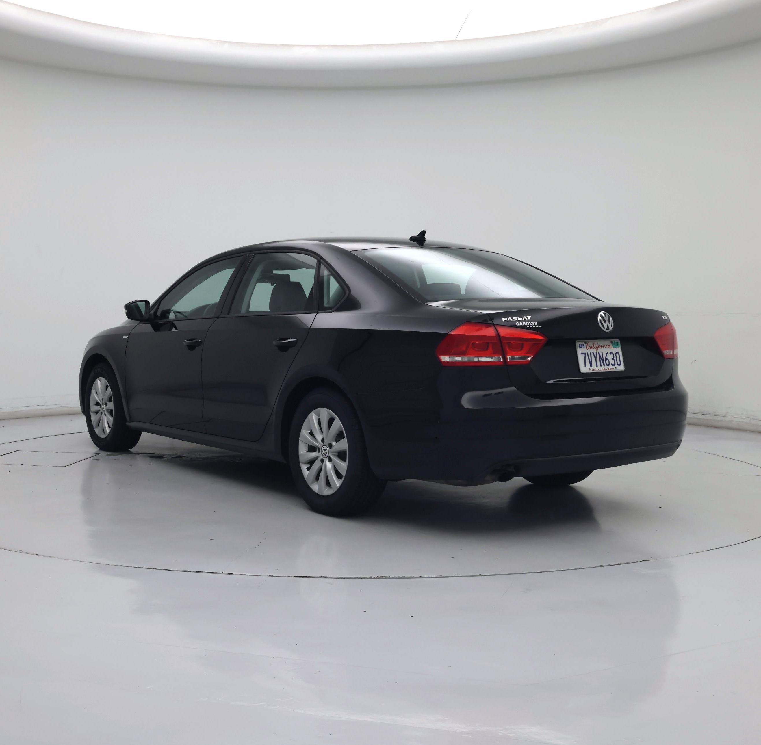 Thumbnail: 2015 Volkswagen Passat - 2
