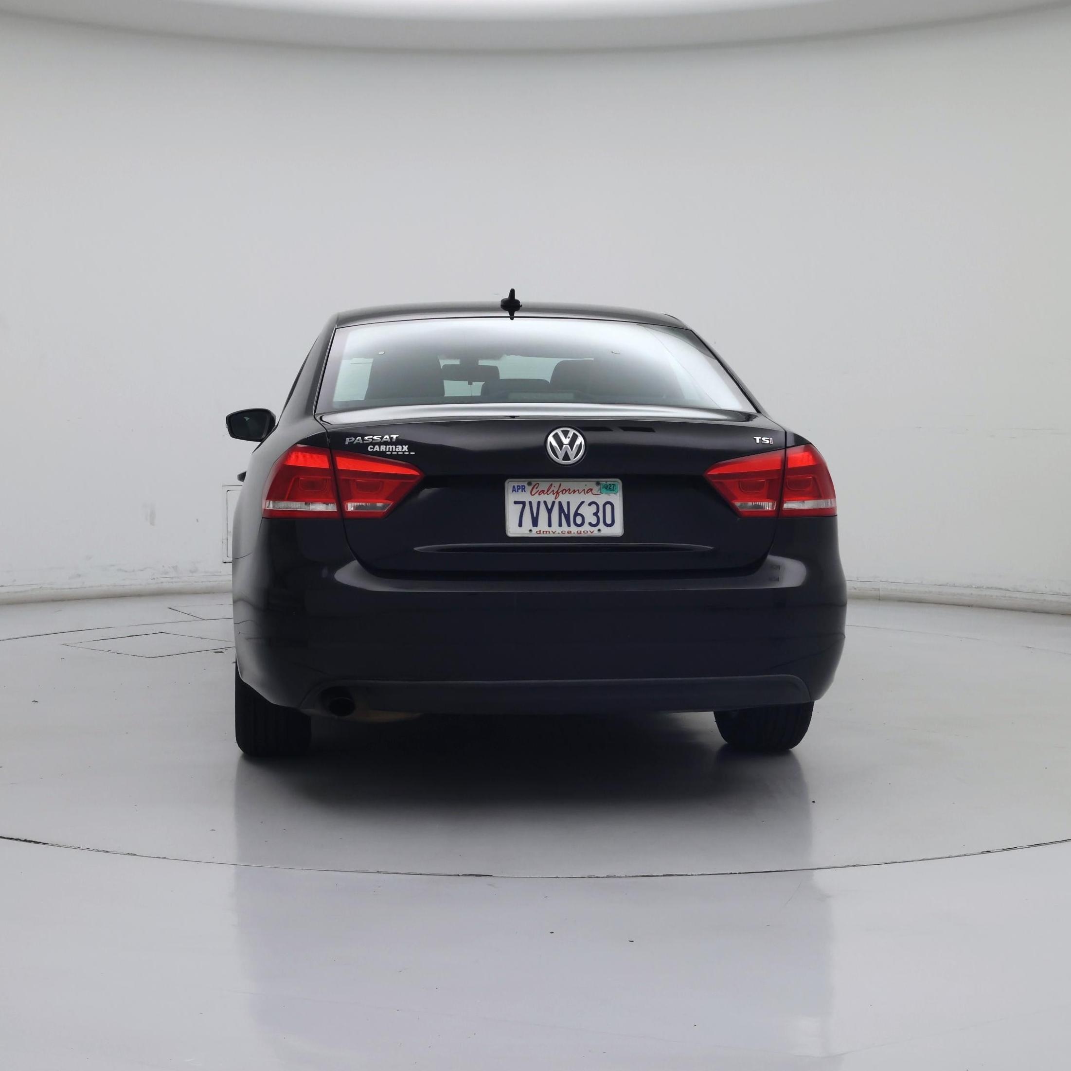 Thumbnail: 2015 Volkswagen Passat - 6