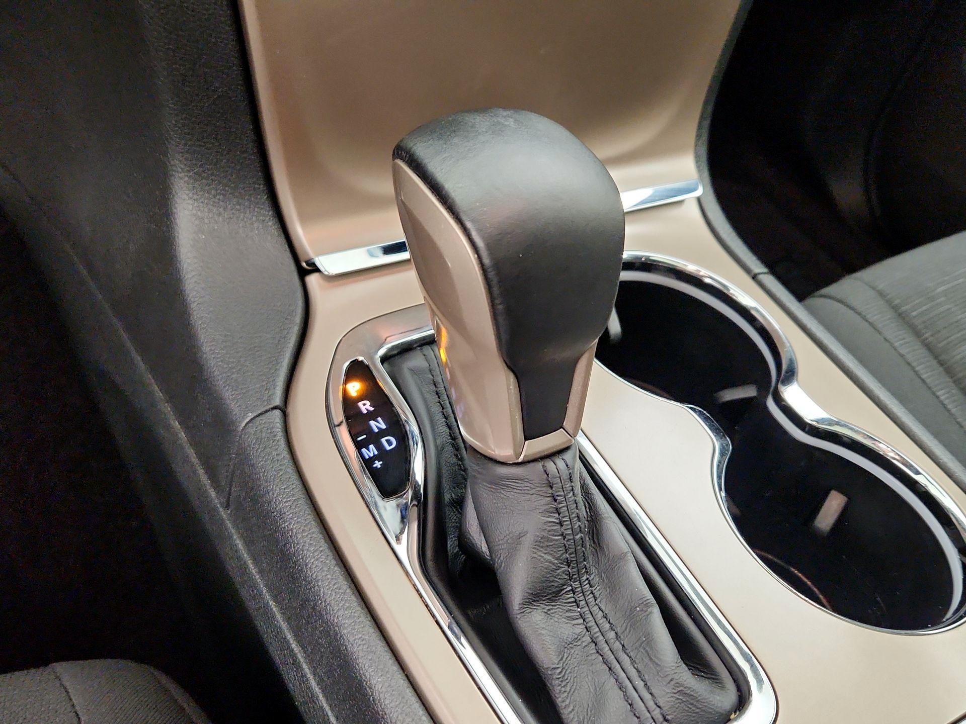 Thumbnail: 2016 Jeep Grand Cherokee - 17