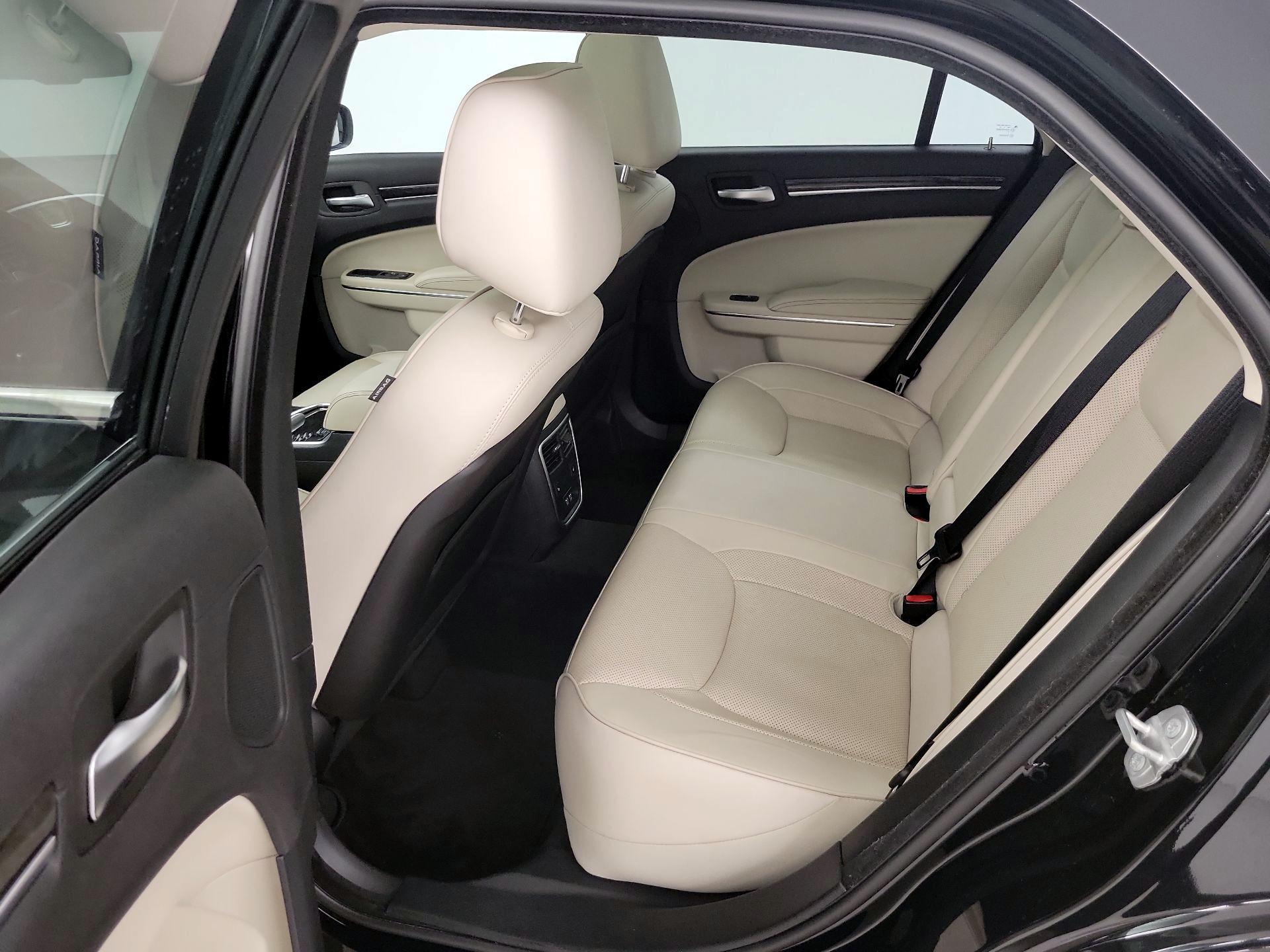 Thumbnail: 2016 Chrysler 300 - 20