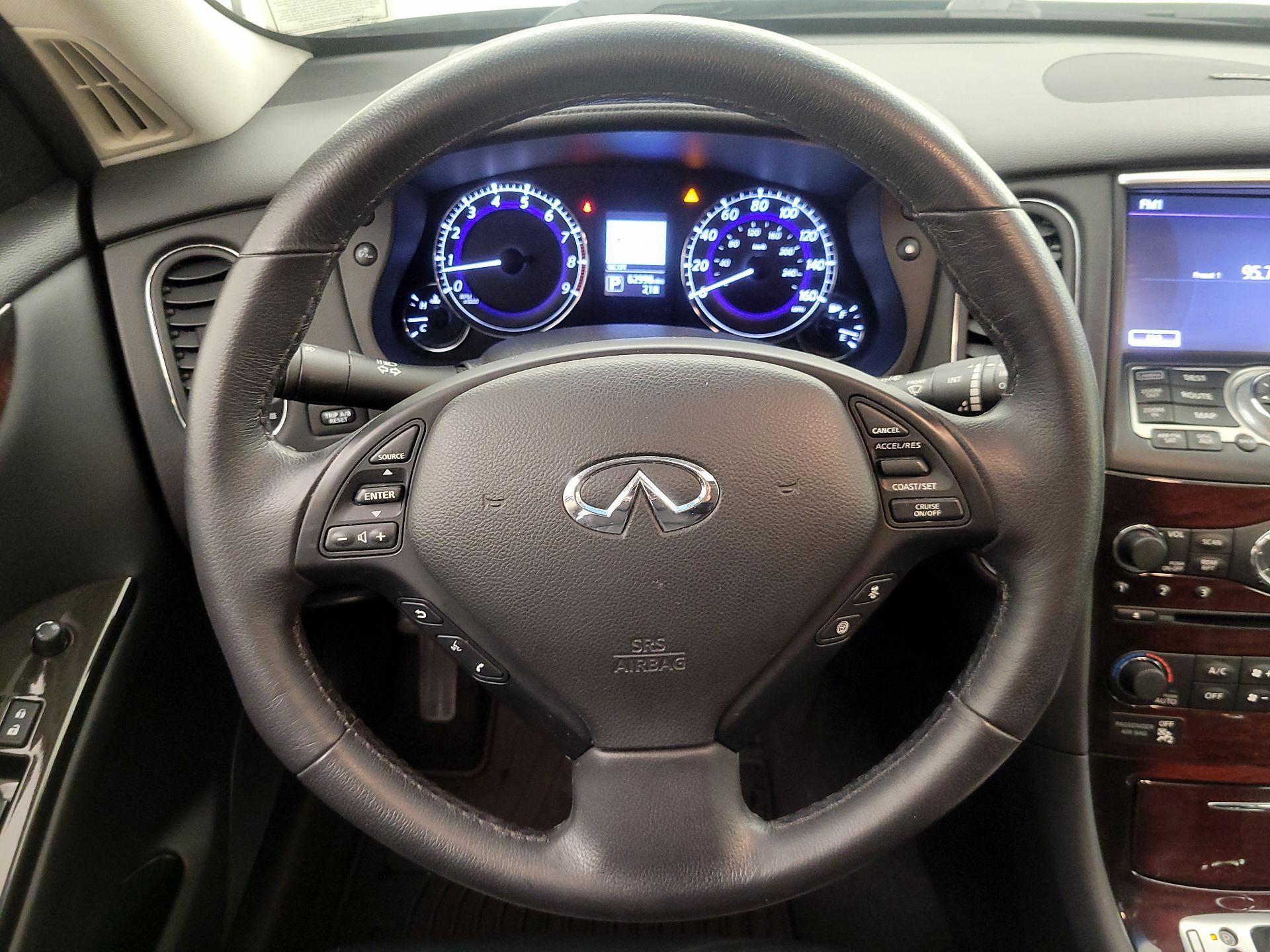 Thumbnail: 2017 INFINITI QX50 - 10