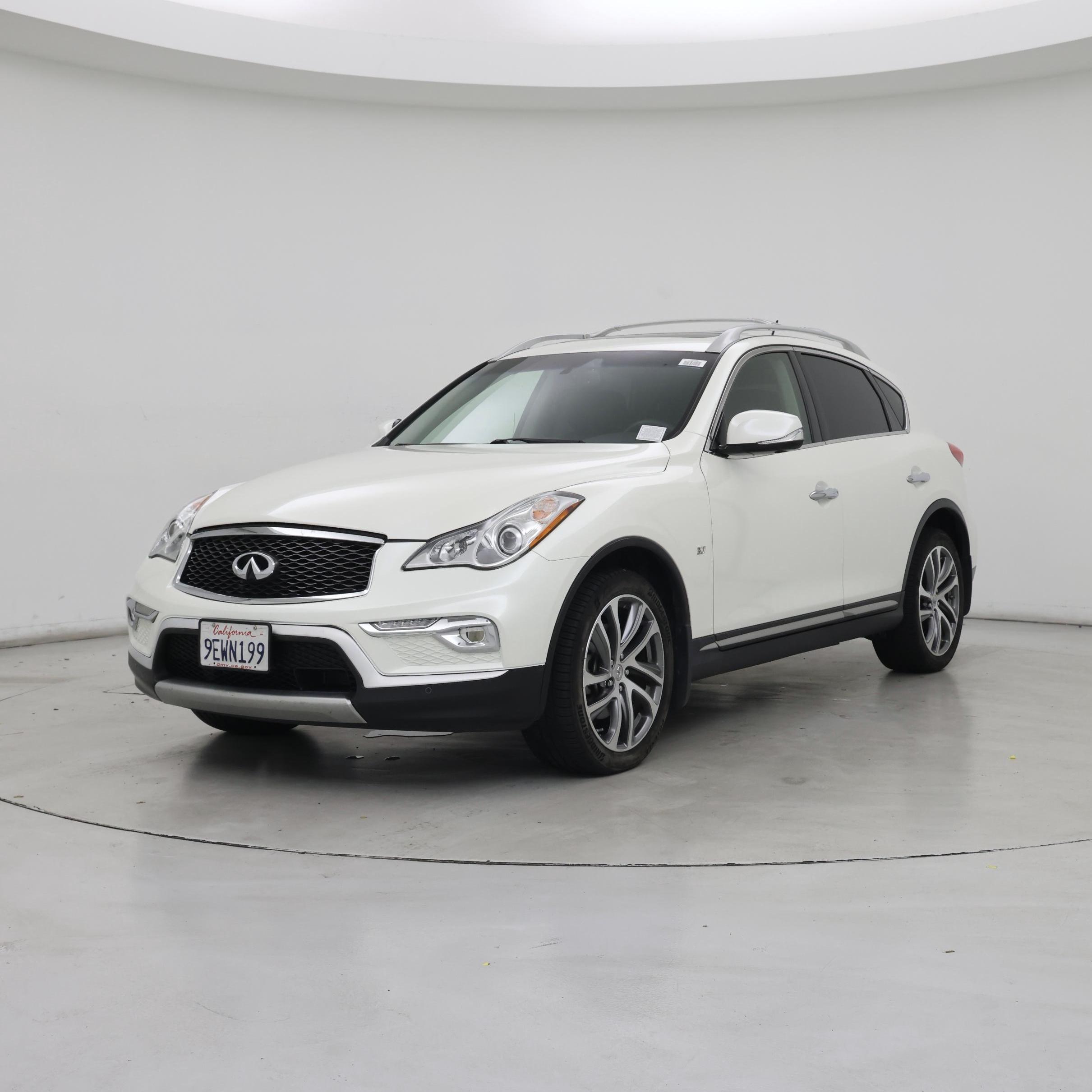 Thumbnail: 2017 INFINITI QX50 - 4