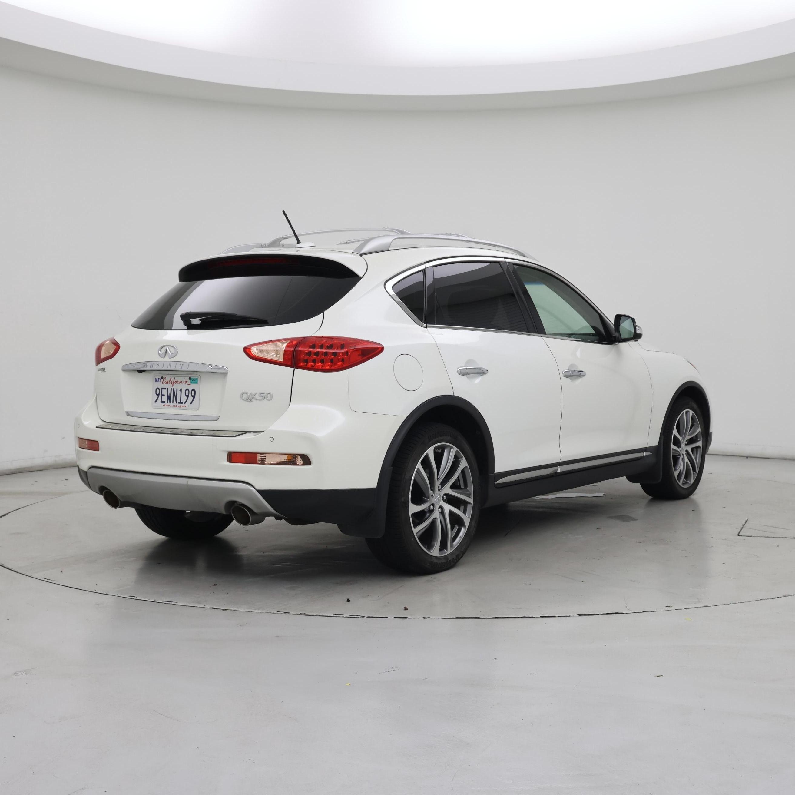 Thumbnail: 2017 INFINITI QX50 - 8