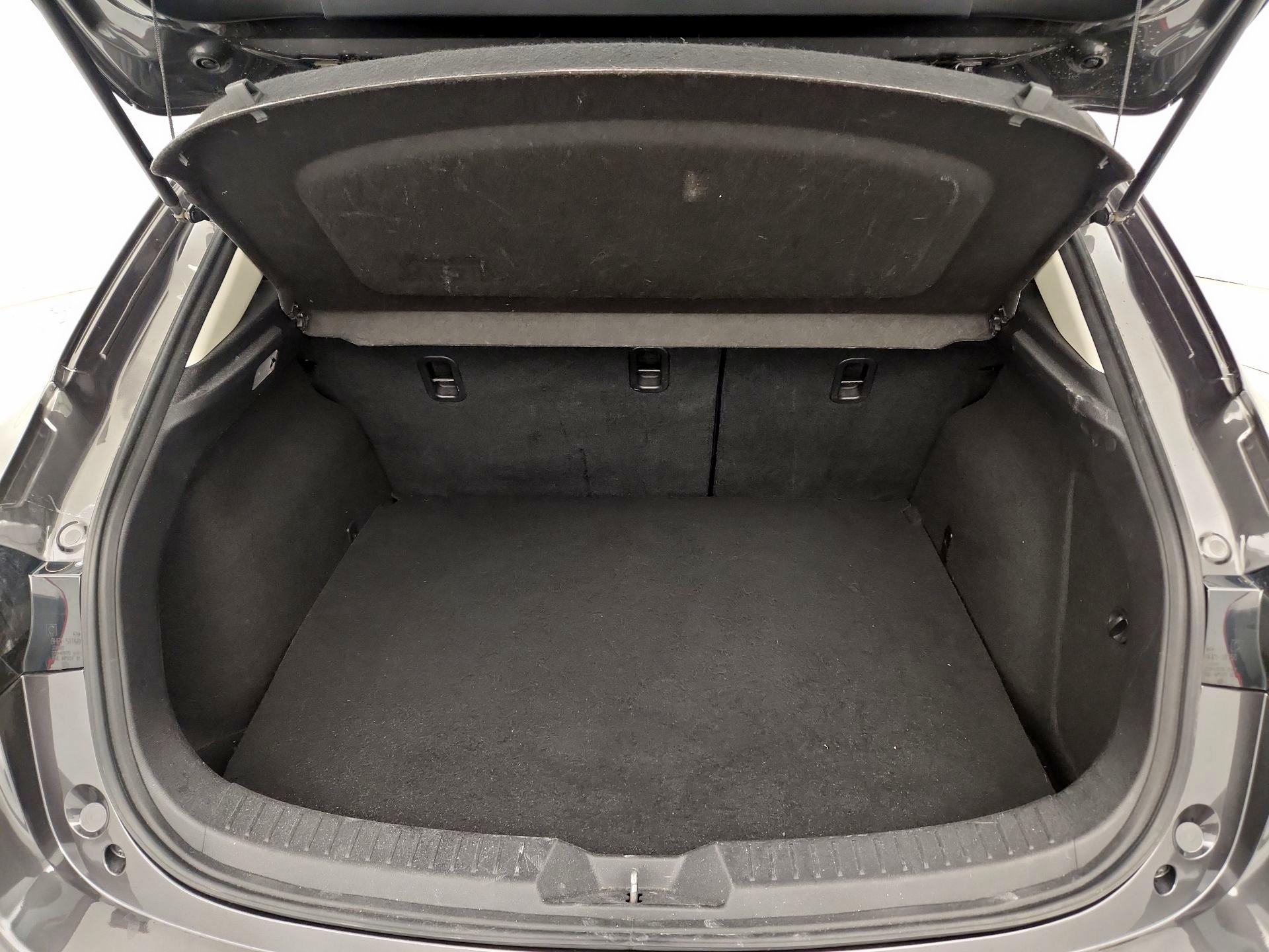 Thumbnail: 2018 Mazda Mazda3 - 20