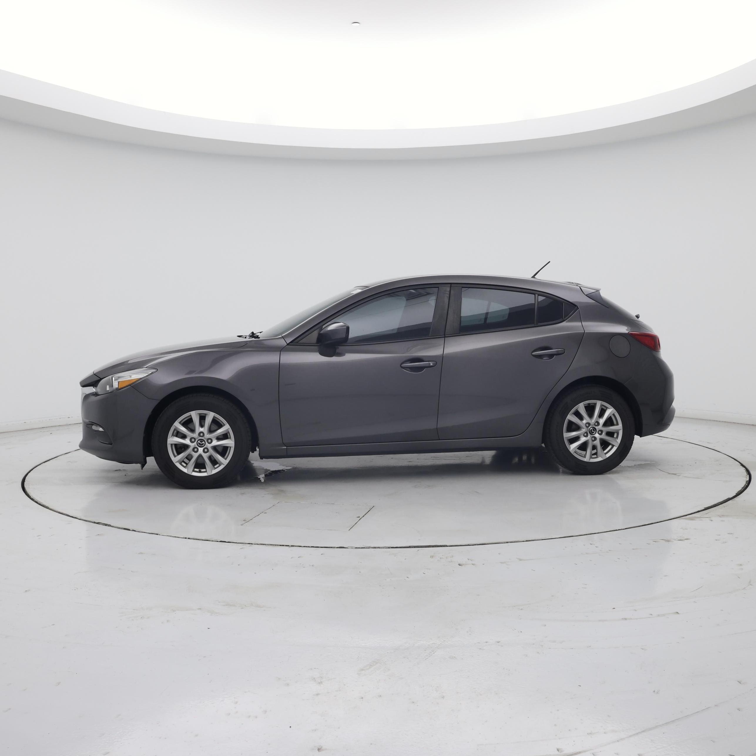 Thumbnail: 2018 Mazda Mazda3 - 3
