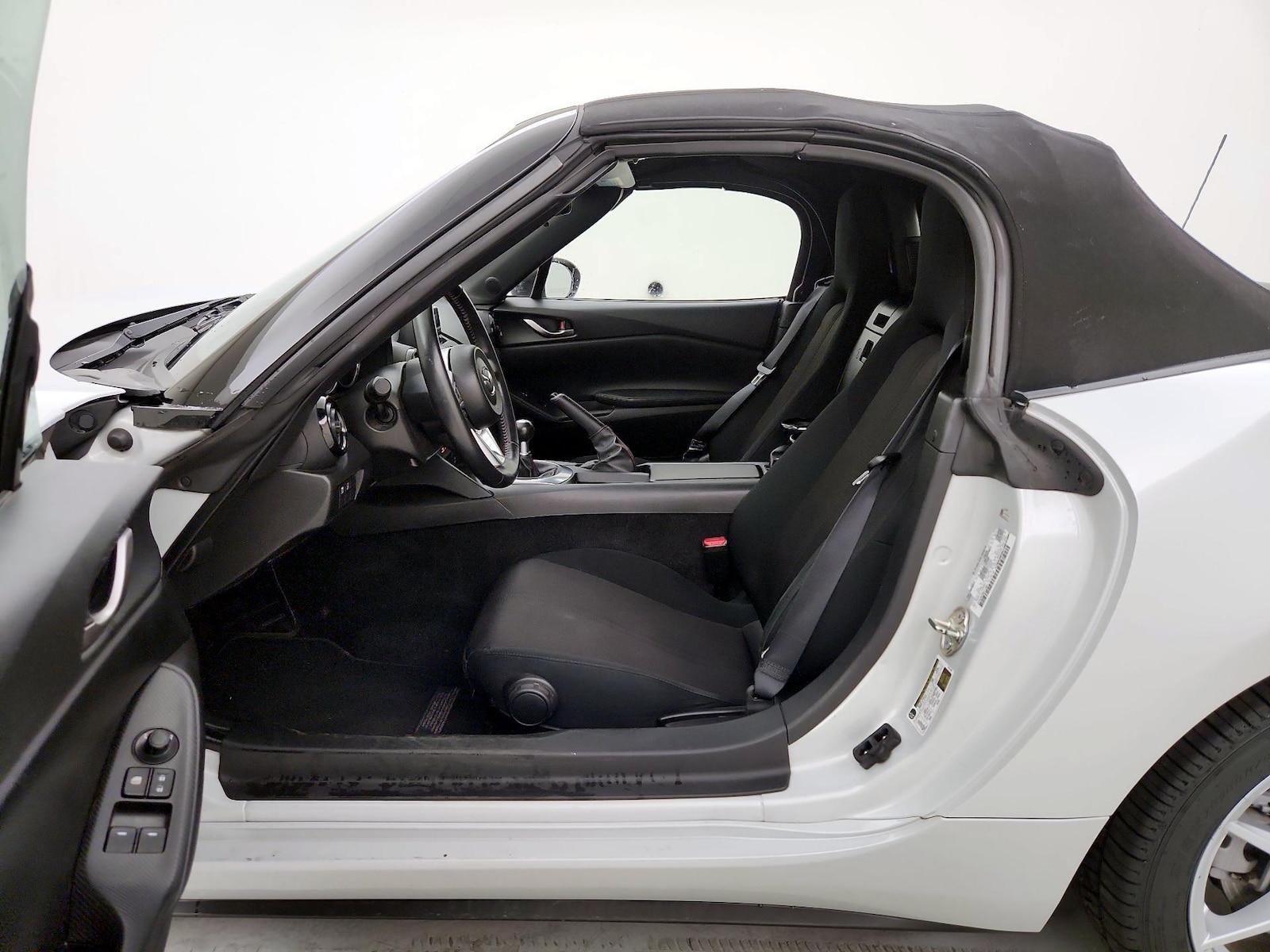 2016 Mazda MX-5 Miata Sport - Photo 12