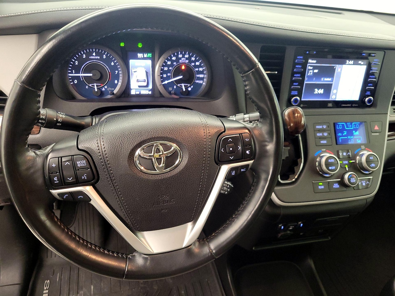 2020 Toyota Sienna Limited - Photo 11