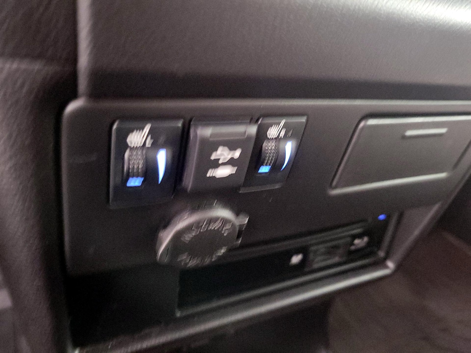 2020 Toyota Sienna Limited - Photo 19