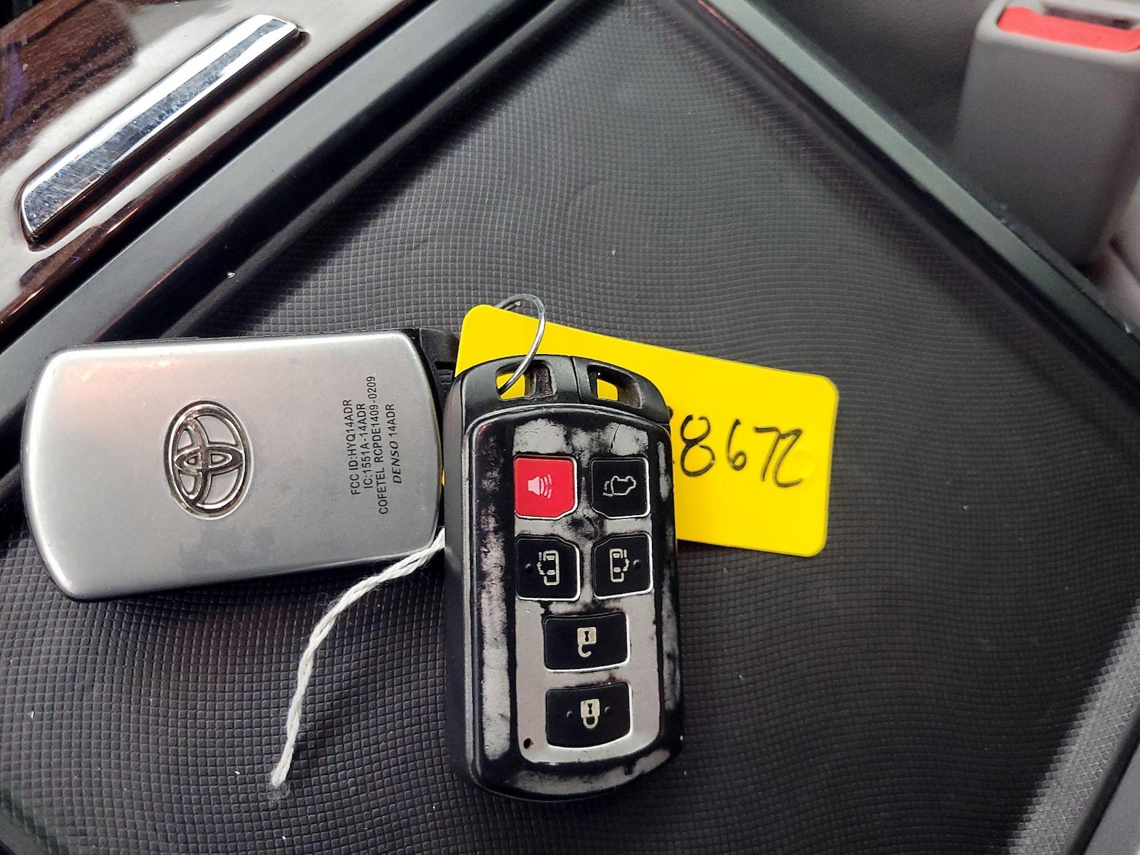 2020 Toyota Sienna Limited - Photo 25