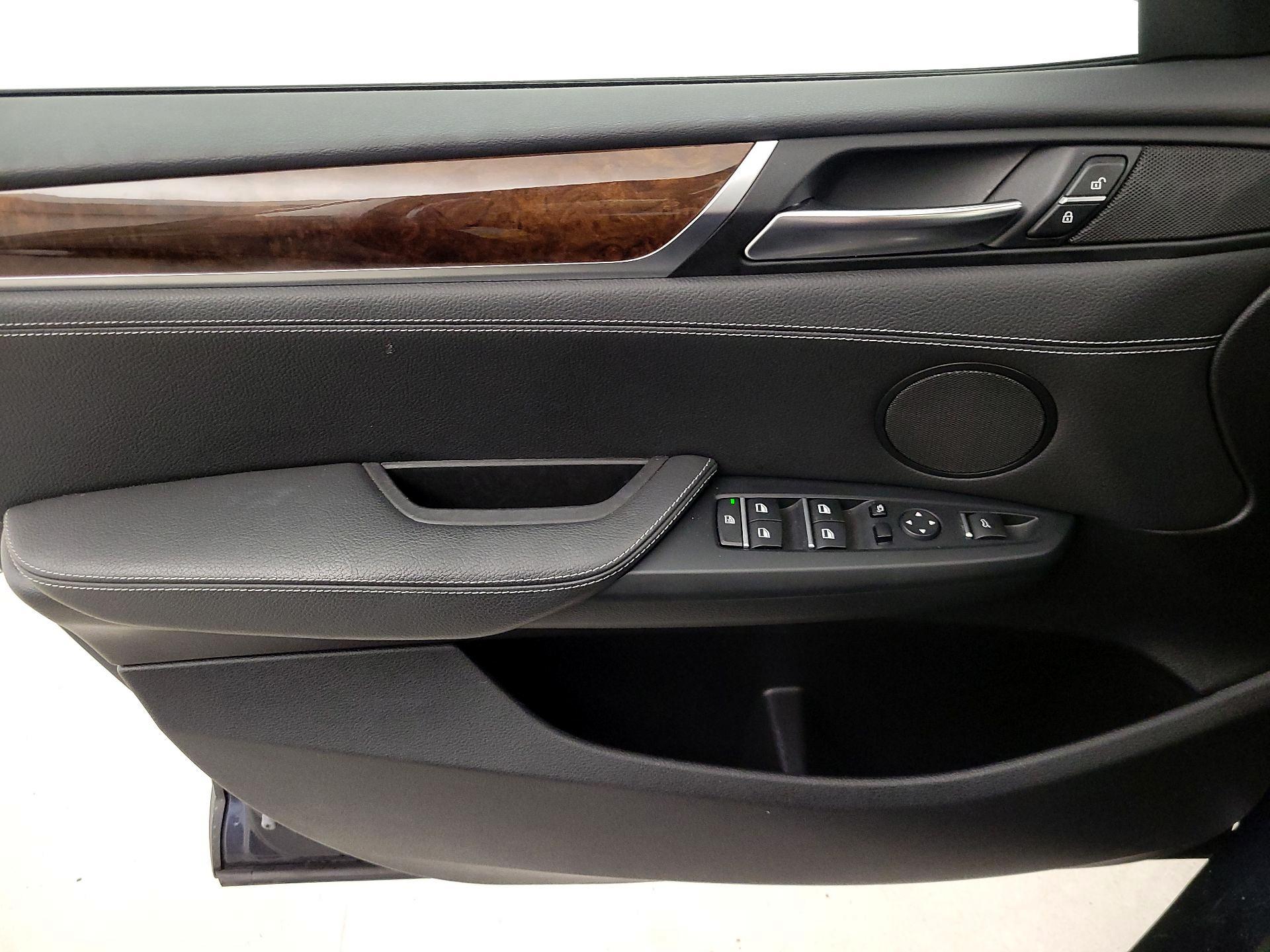 Thumbnail: 2016 BMW X3 - 12