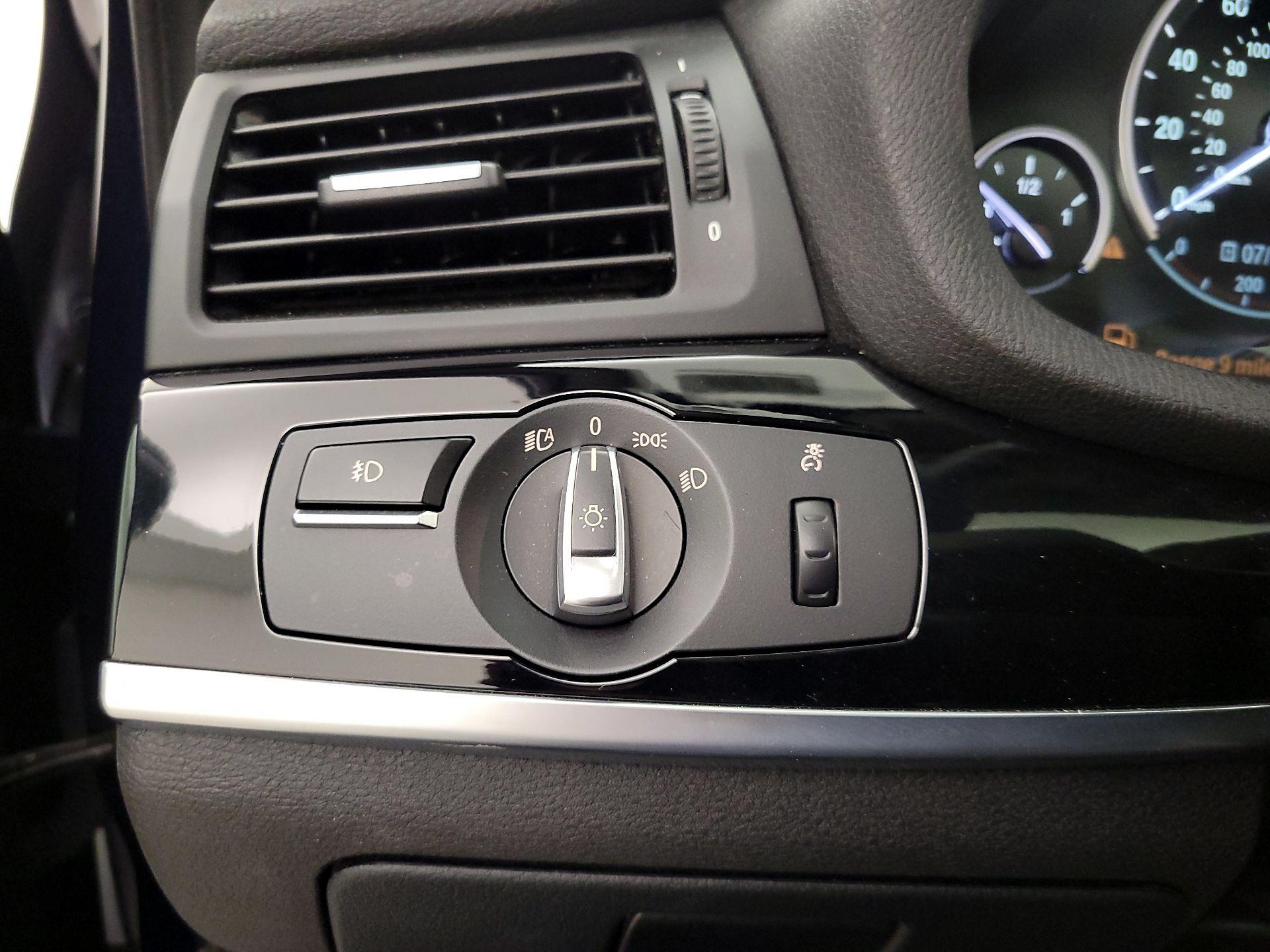 Thumbnail: 2016 BMW X3 - 13