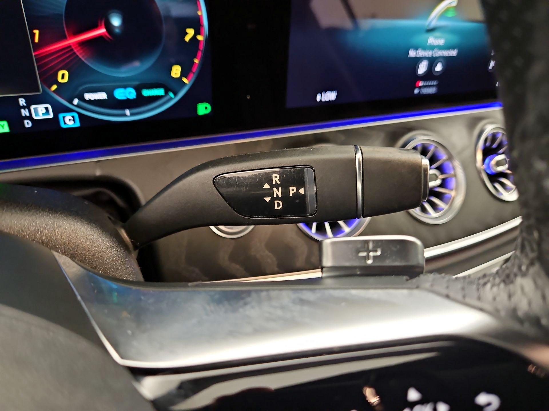 Thumbnail: 2022 Mercedes-Benz E-Class - 17