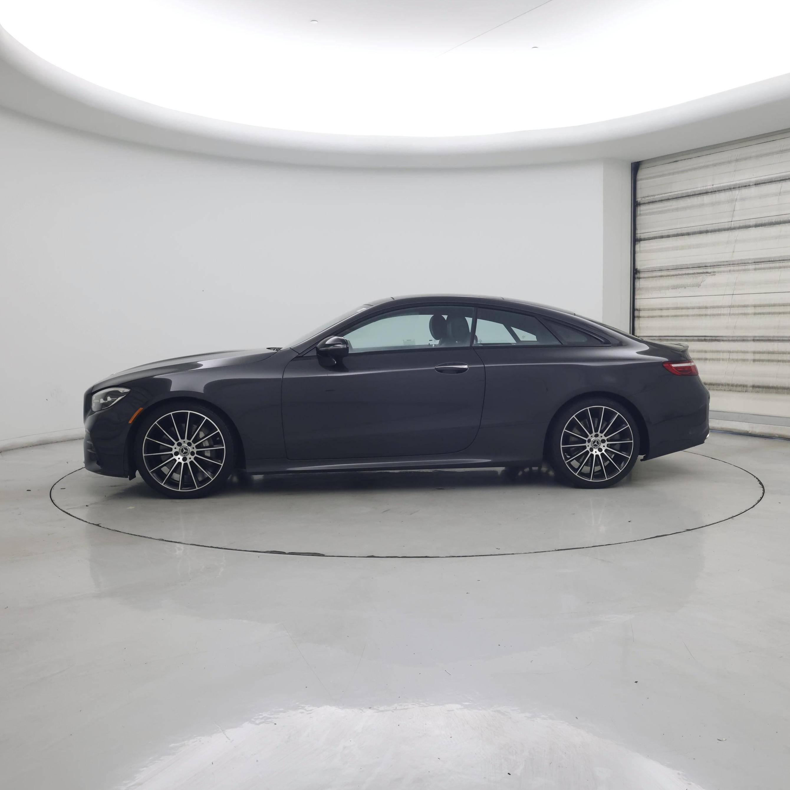 Thumbnail: 2022 Mercedes-Benz E-Class - 3