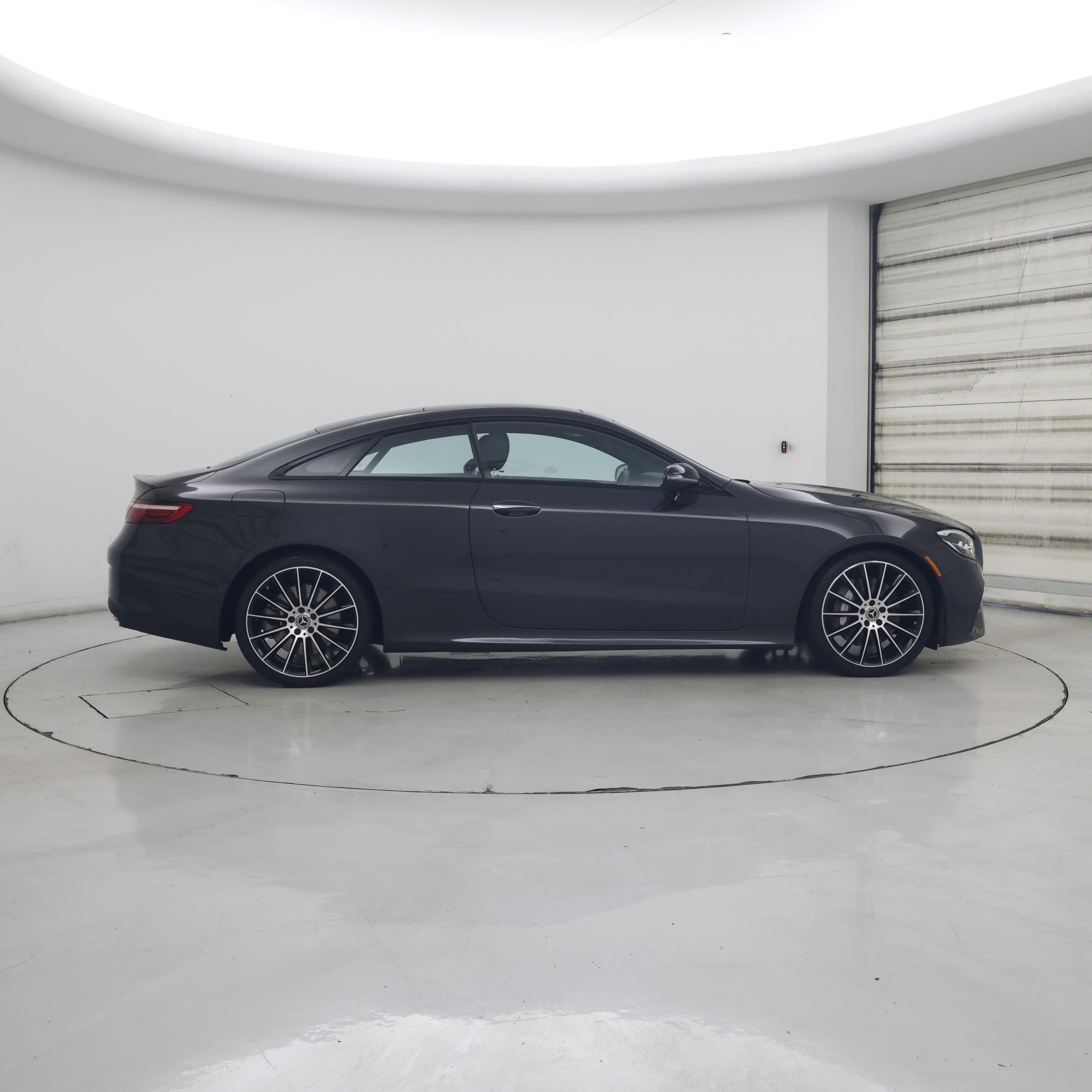 Thumbnail: 2022 Mercedes-Benz E-Class - 7