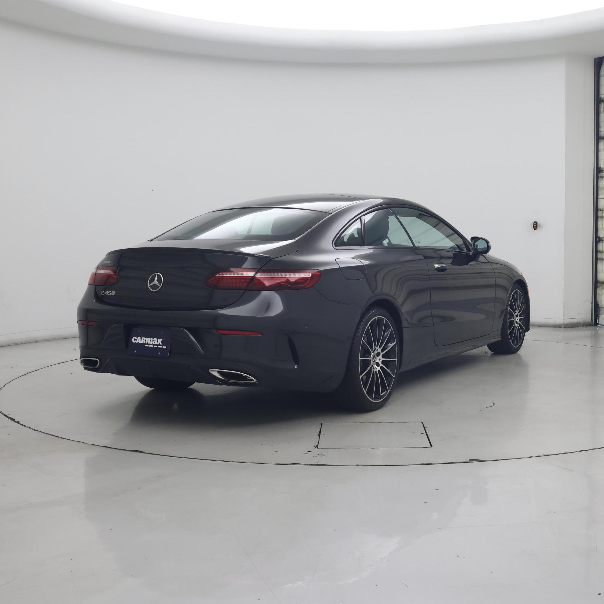 Thumbnail: 2022 Mercedes-Benz E-Class - 8