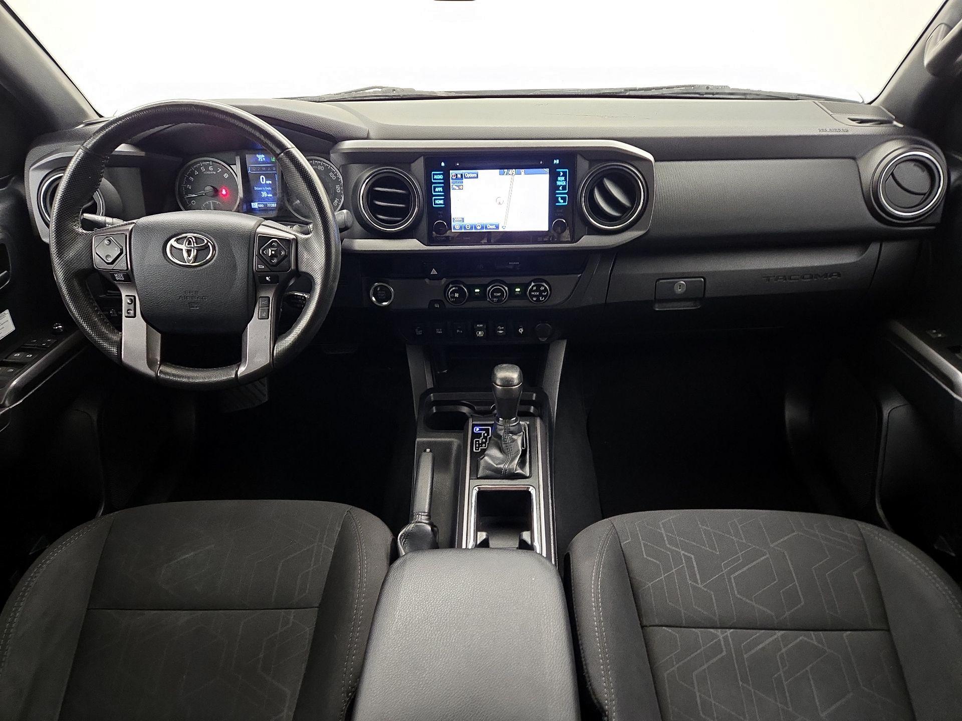 Thumbnail: 2018 Toyota Tacoma - 9