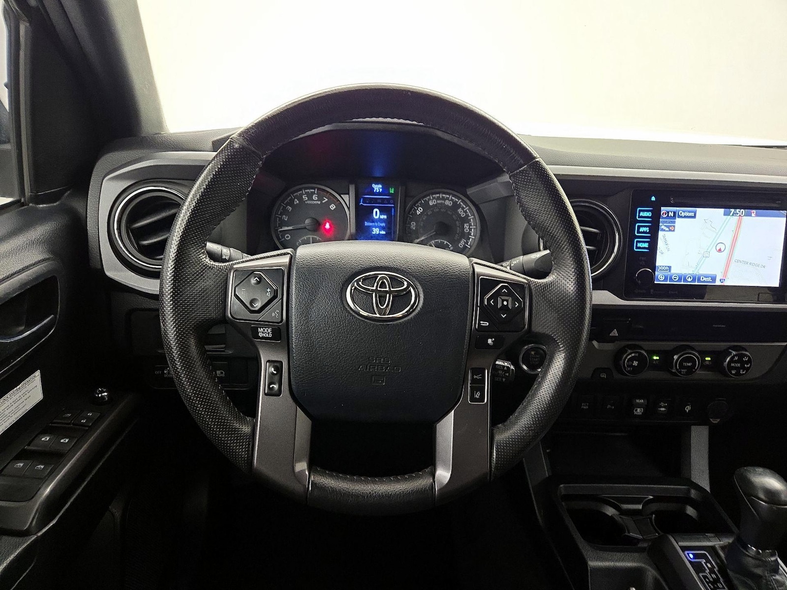 2018 Toyota Tacoma TRD Off Road - Photo 11