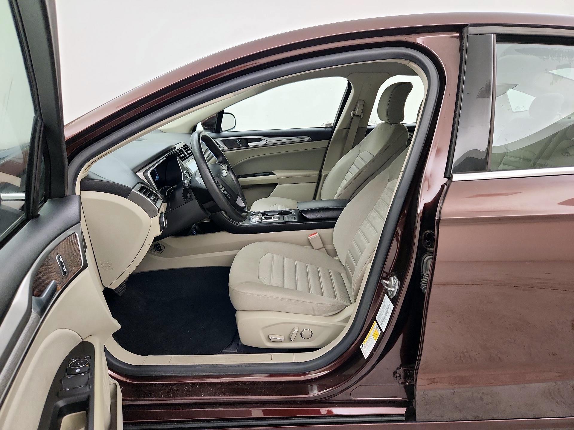 Thumbnail: 2019 Ford Fusion - 11