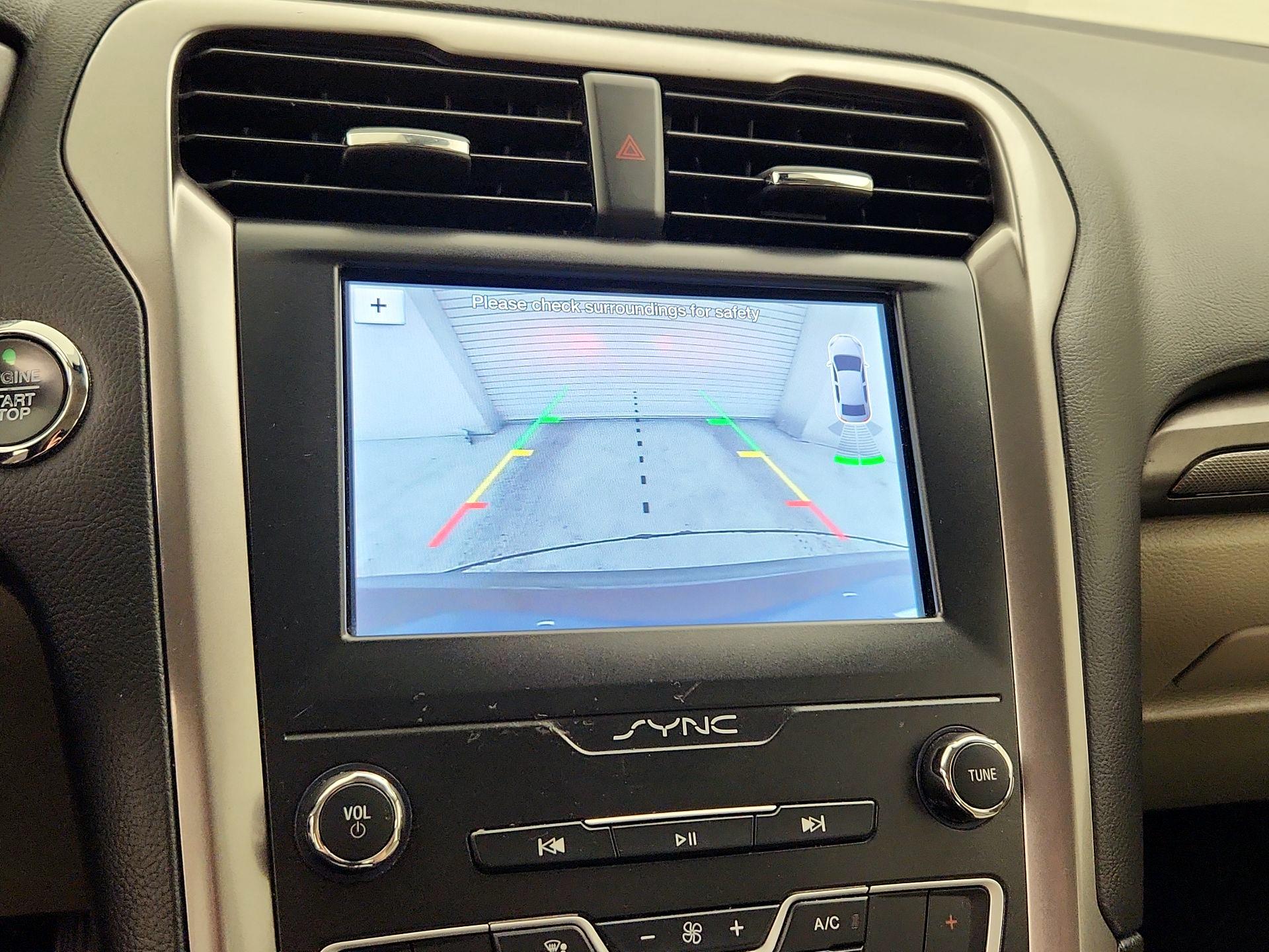 Thumbnail: 2019 Ford Fusion - 15