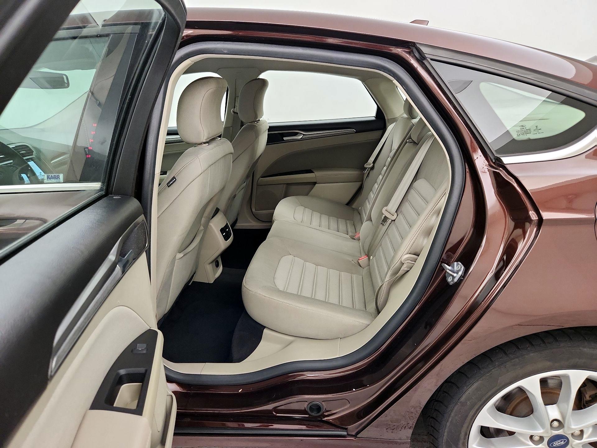 Thumbnail: 2019 Ford Fusion - 20