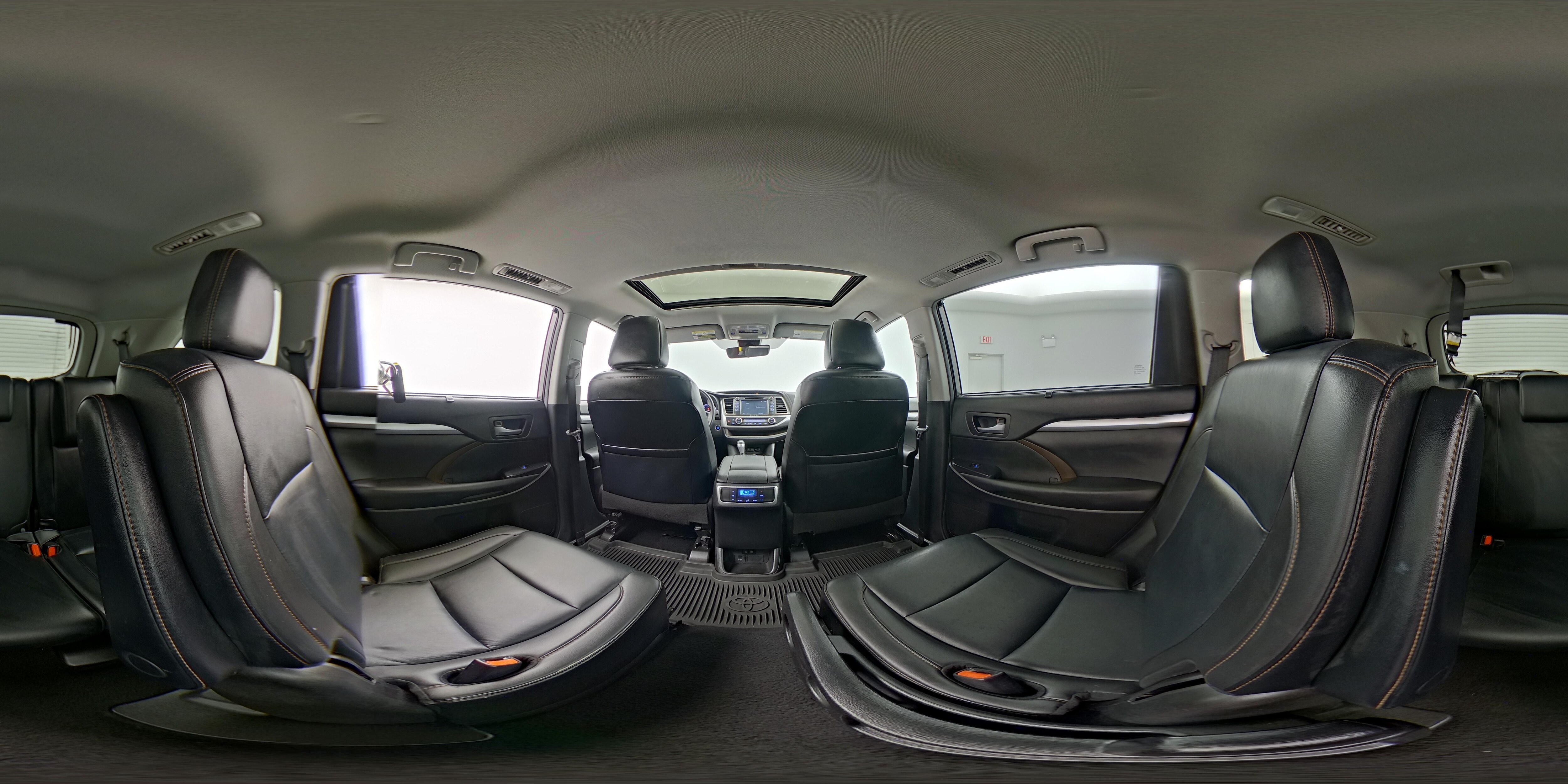 2019 Toyota Highlander XLE - Photo 28