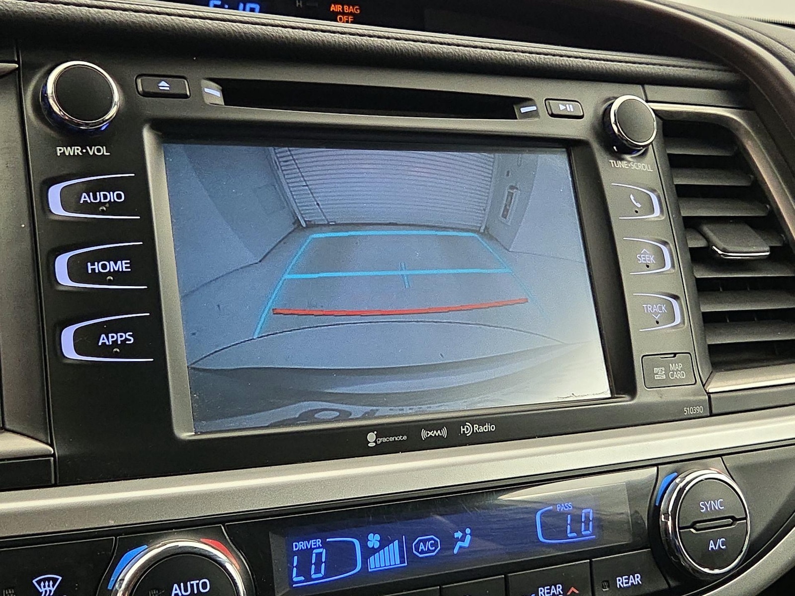 2019 Toyota Highlander XLE - Photo 15