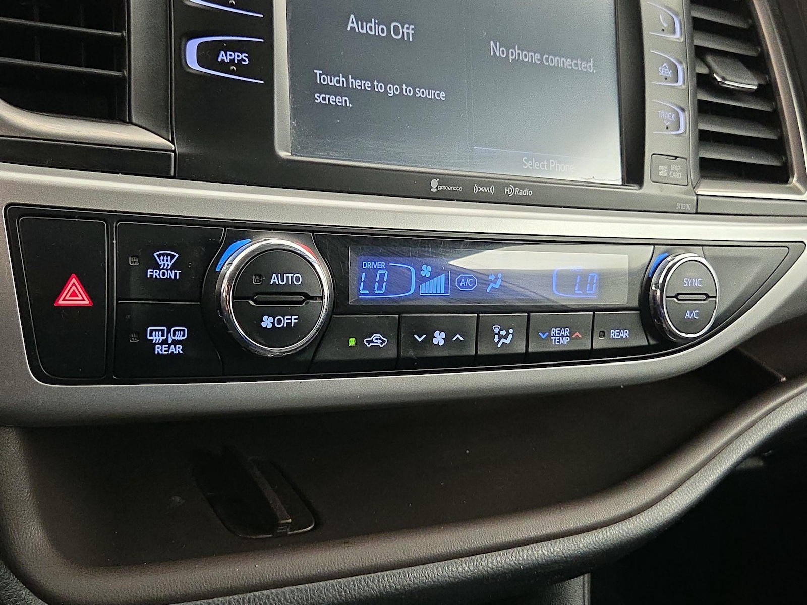 2019 Toyota Highlander XLE - Photo 17