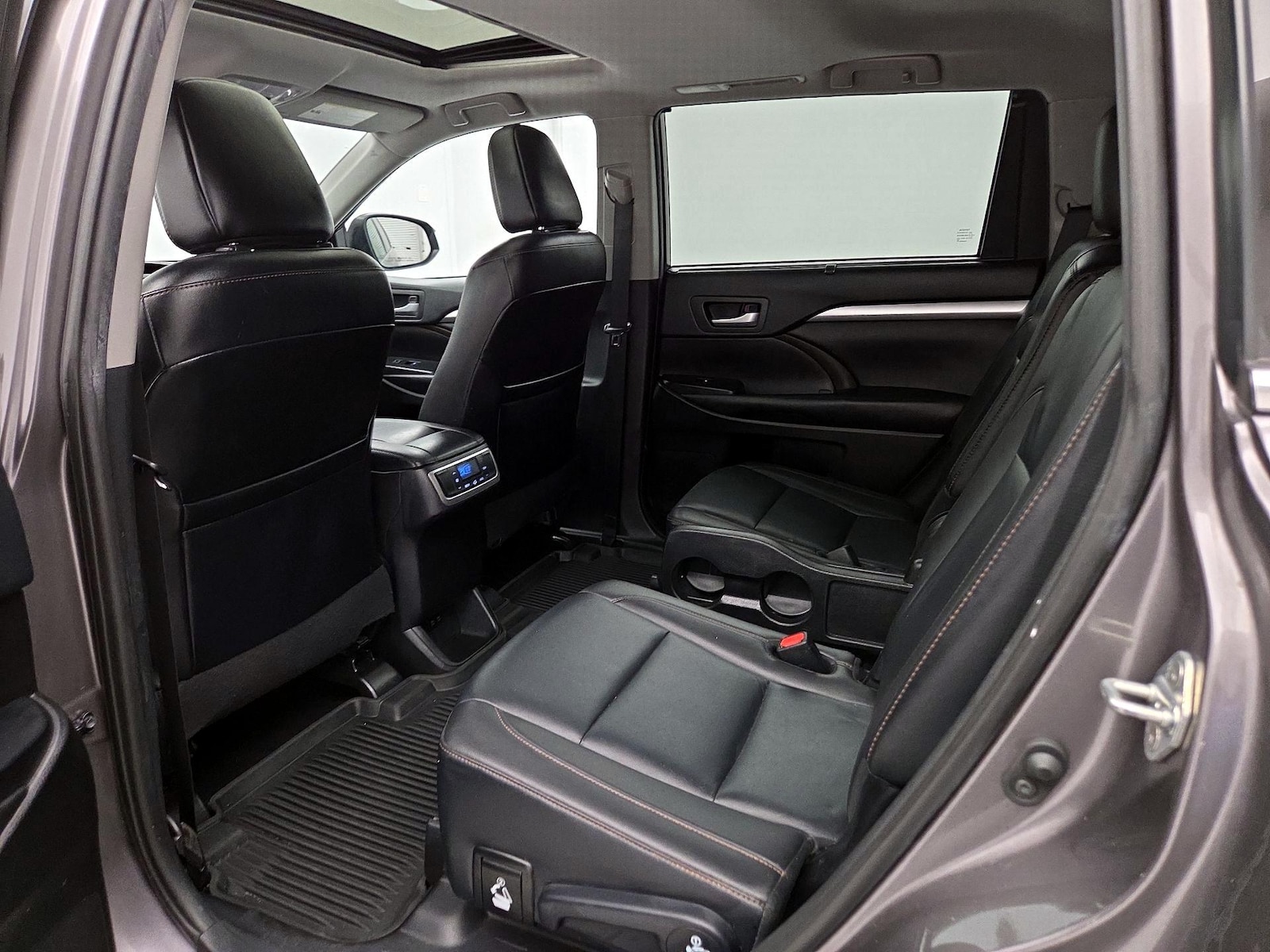 2019 Toyota Highlander XLE - Photo 21