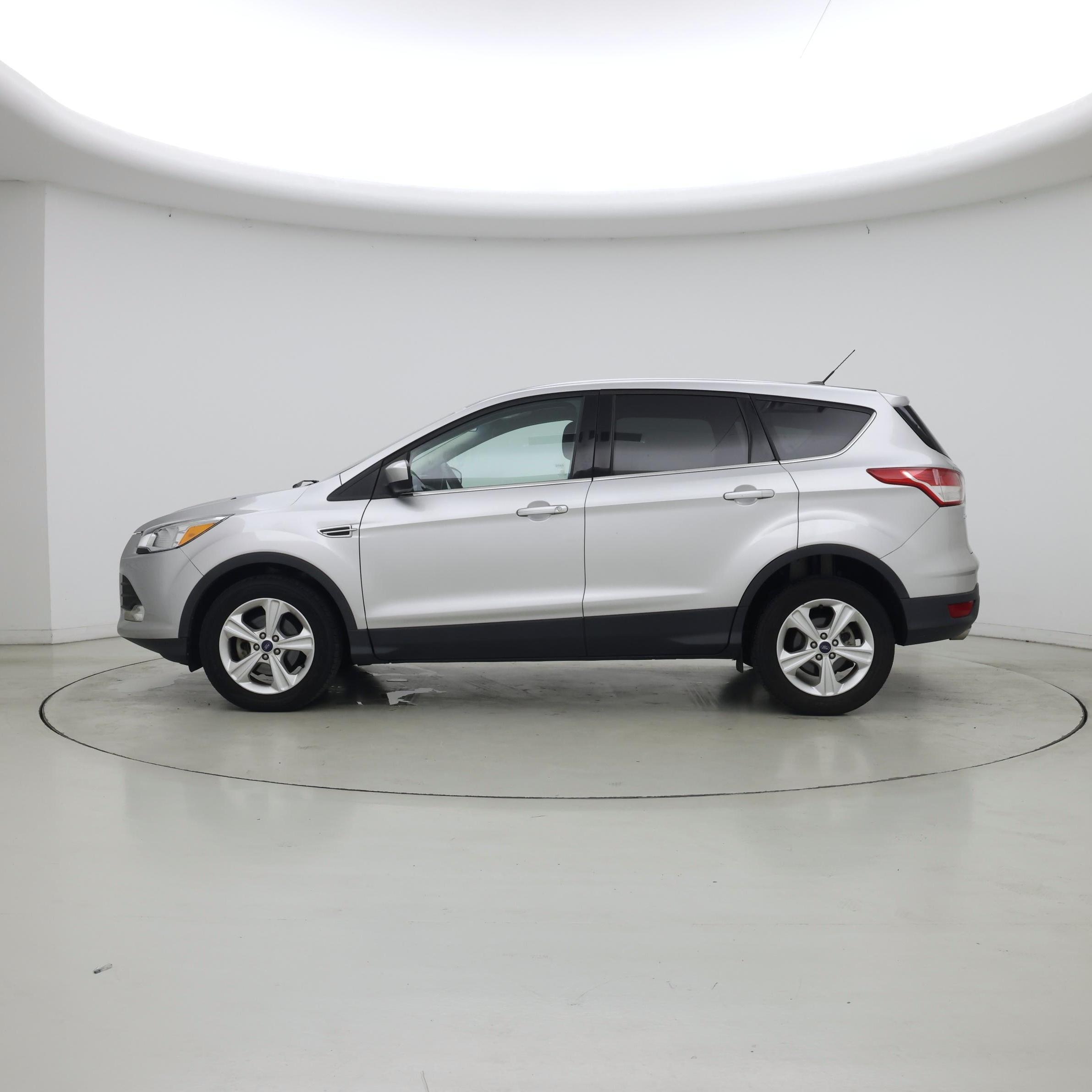 Thumbnail: 2016 Ford Escape - 3