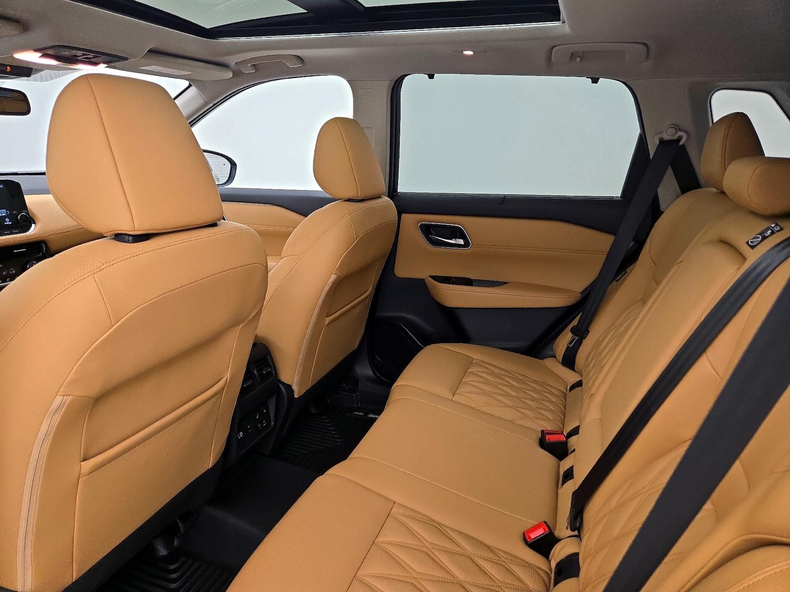 2021 Nissan Rogue Platinum - Photo 22