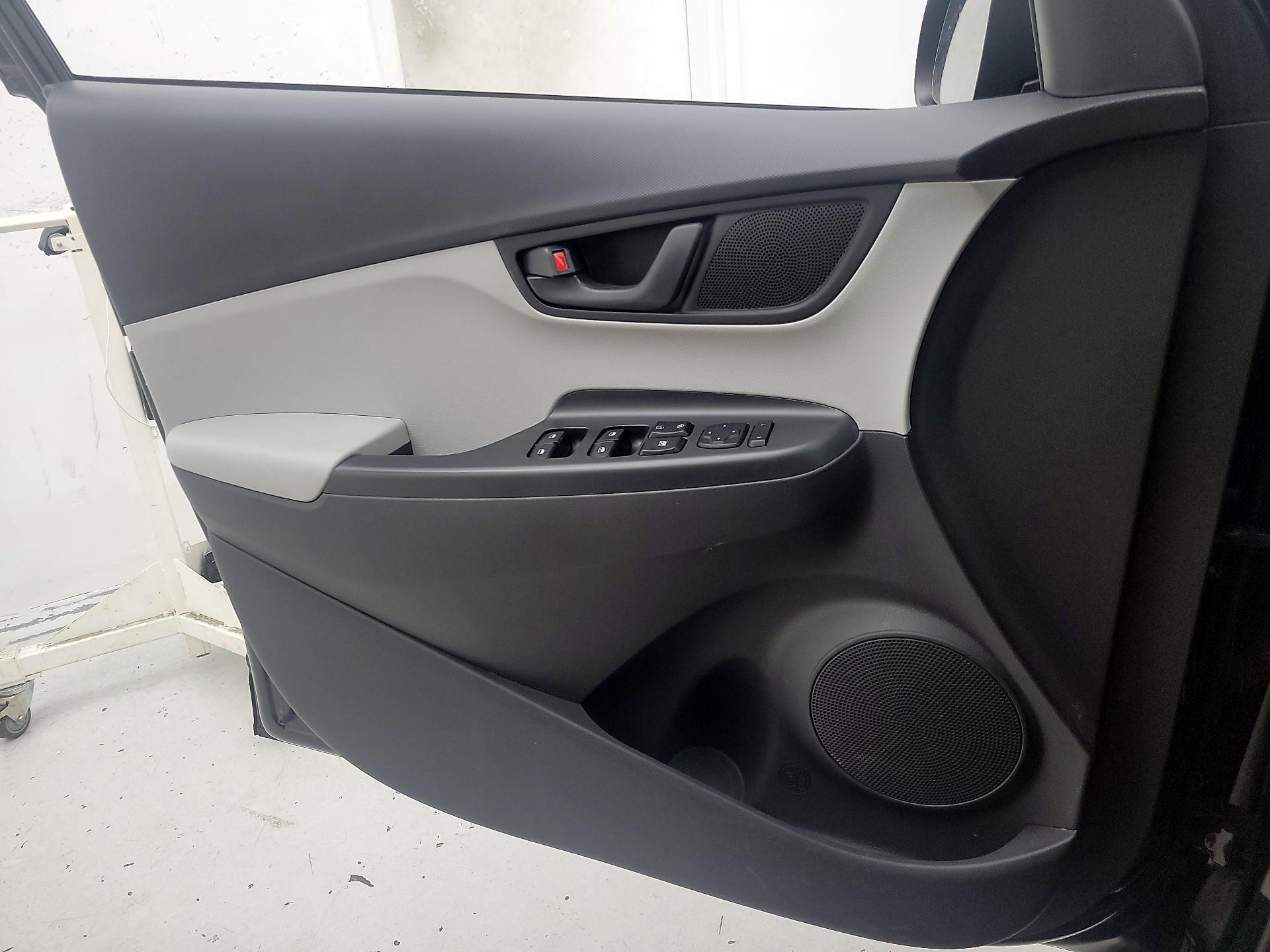 Thumbnail: 2023 Hyundai Kona - 12