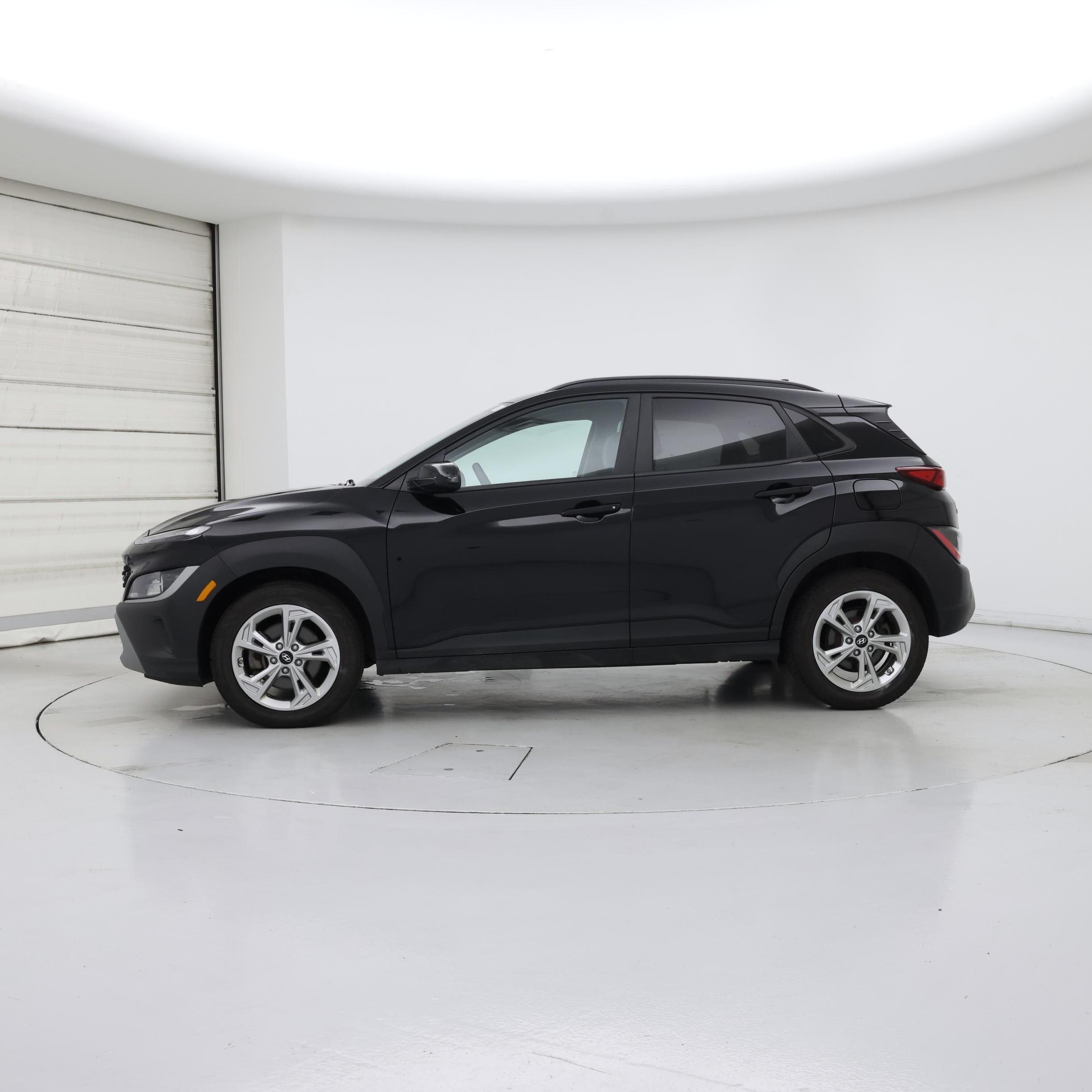 Thumbnail: 2023 Hyundai Kona - 3