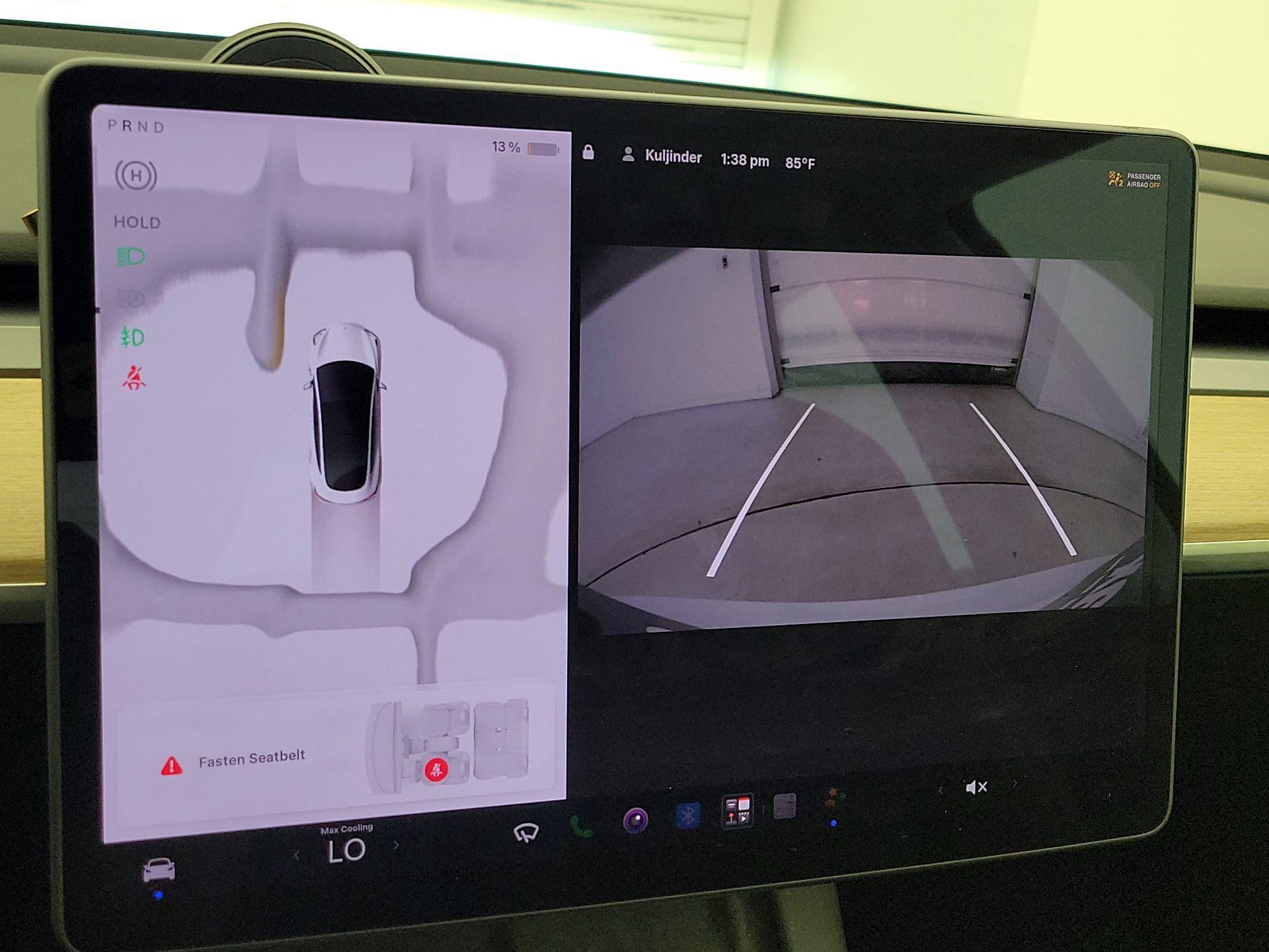 Thumbnail: 2022 Tesla Model 3 - 14