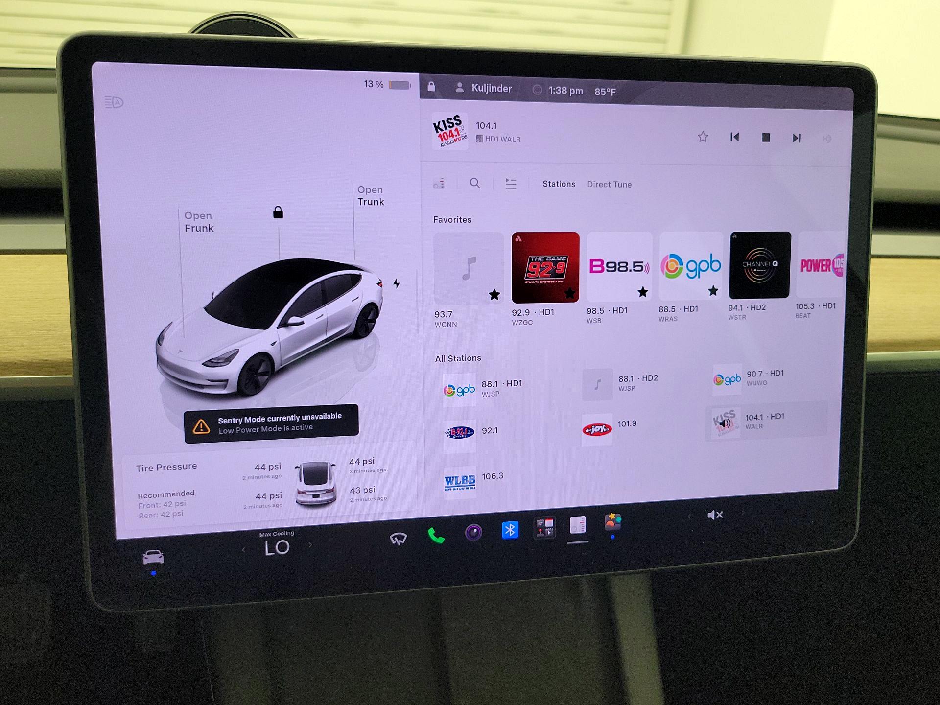 Thumbnail: 2022 Tesla Model 3 - 15