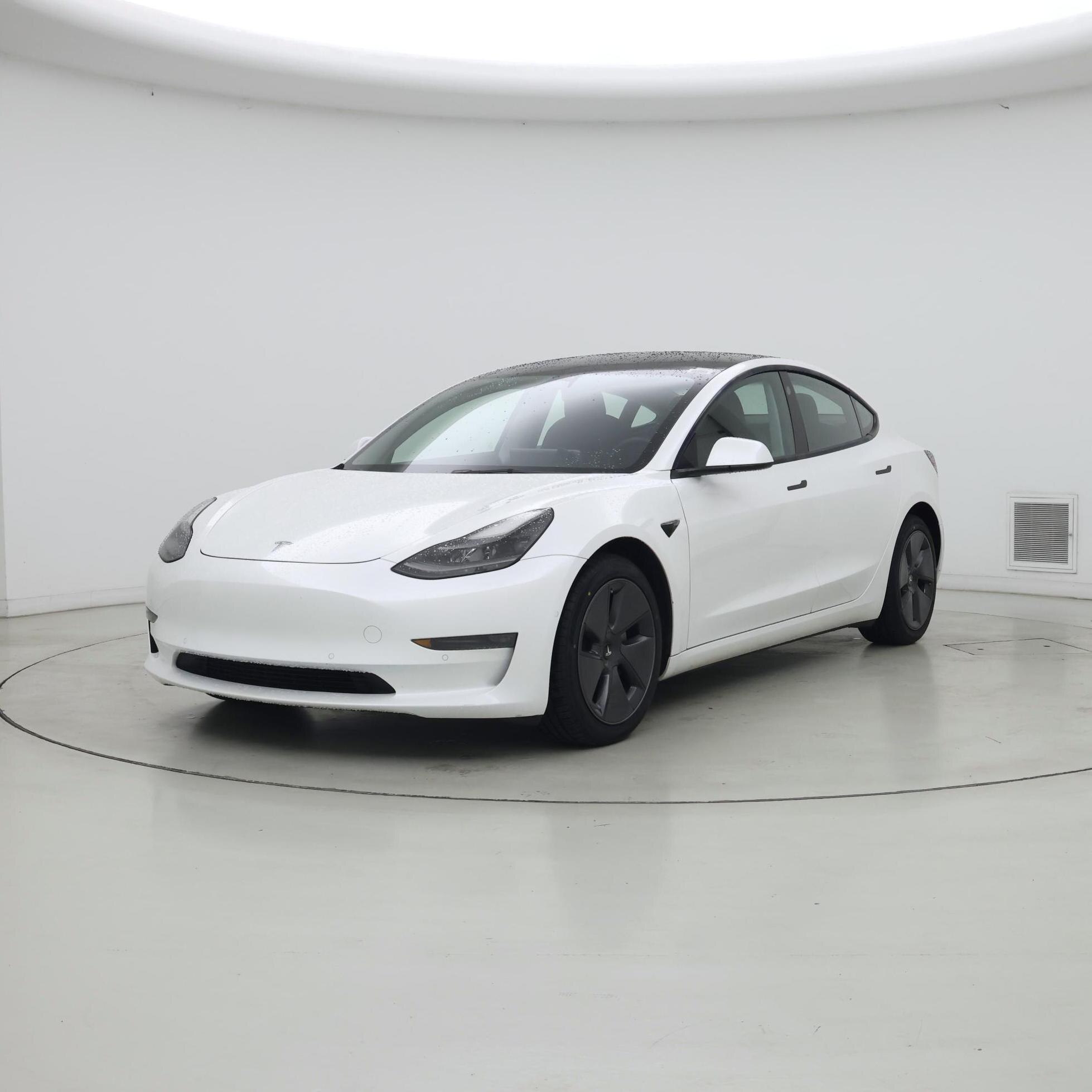 Thumbnail: 2022 Tesla Model 3 - 4