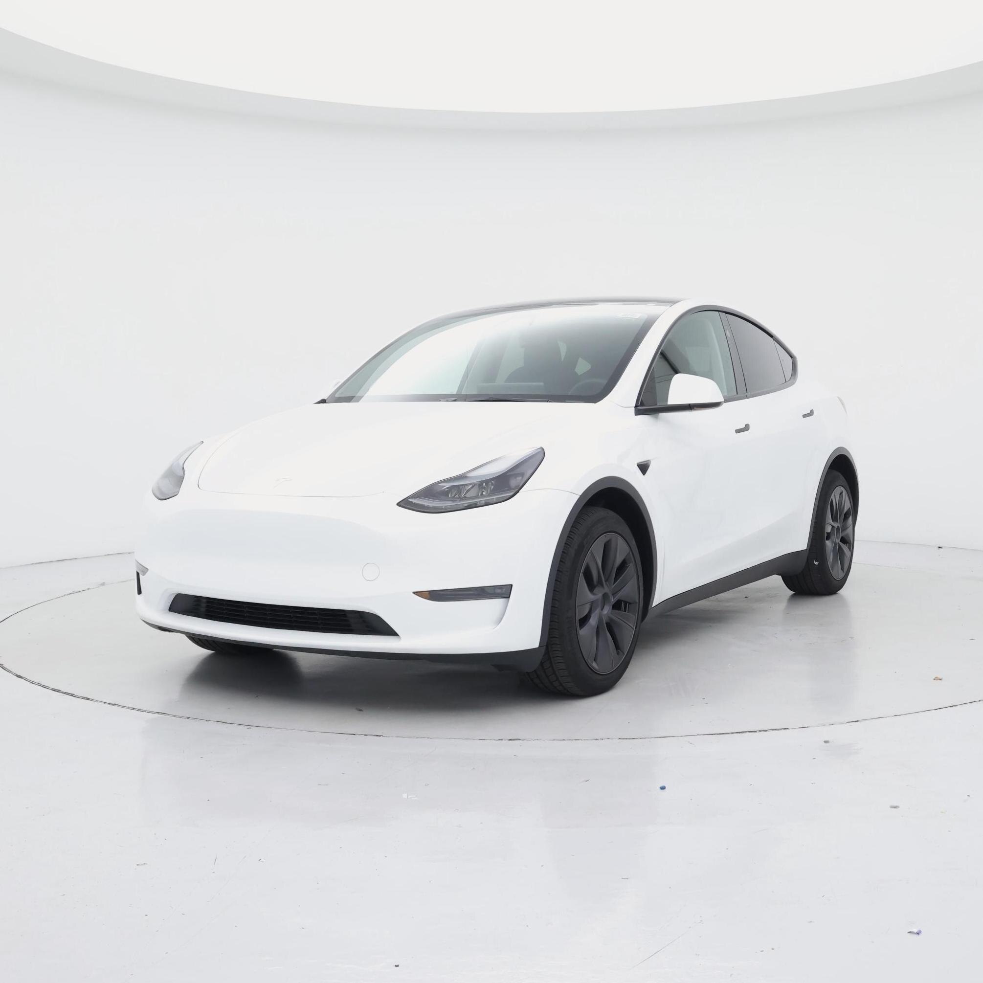 Thumbnail: 2025 Tesla Model Y - 4